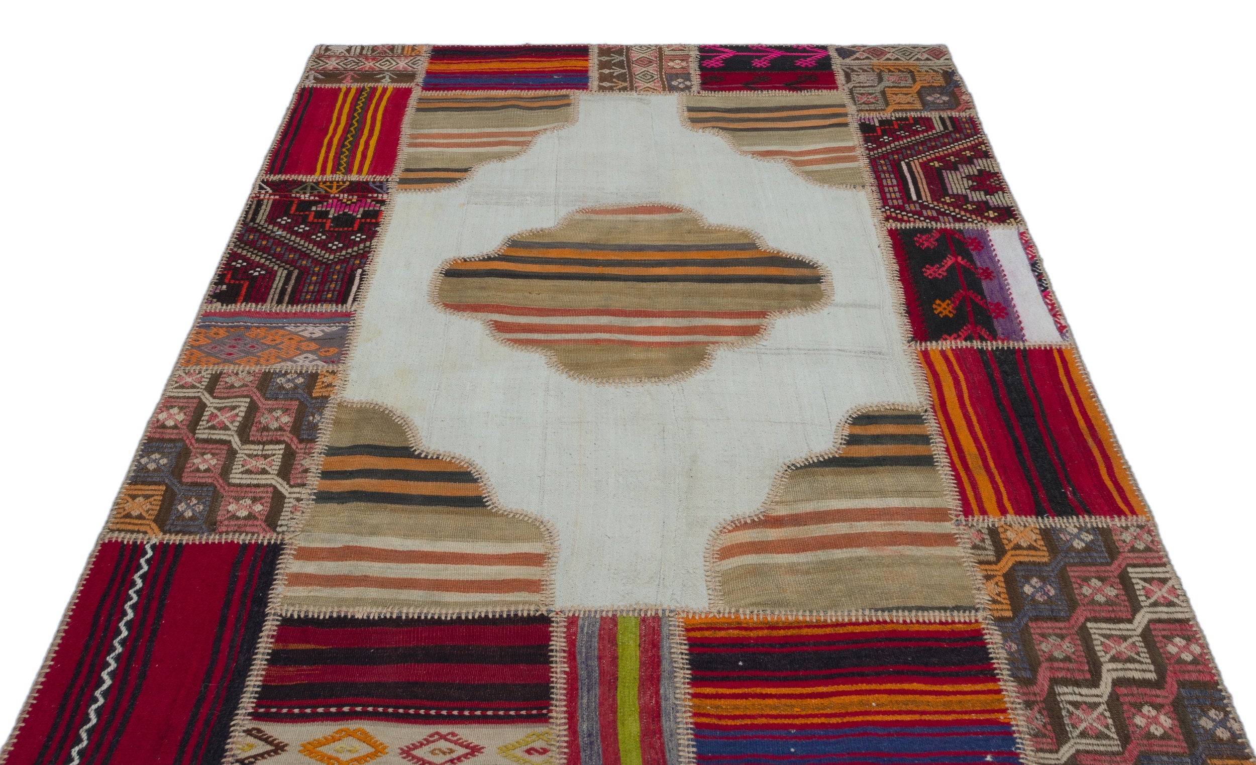 Teselya Beige Vintage Wool Handmade Area Rug 5'3" x 7'5"