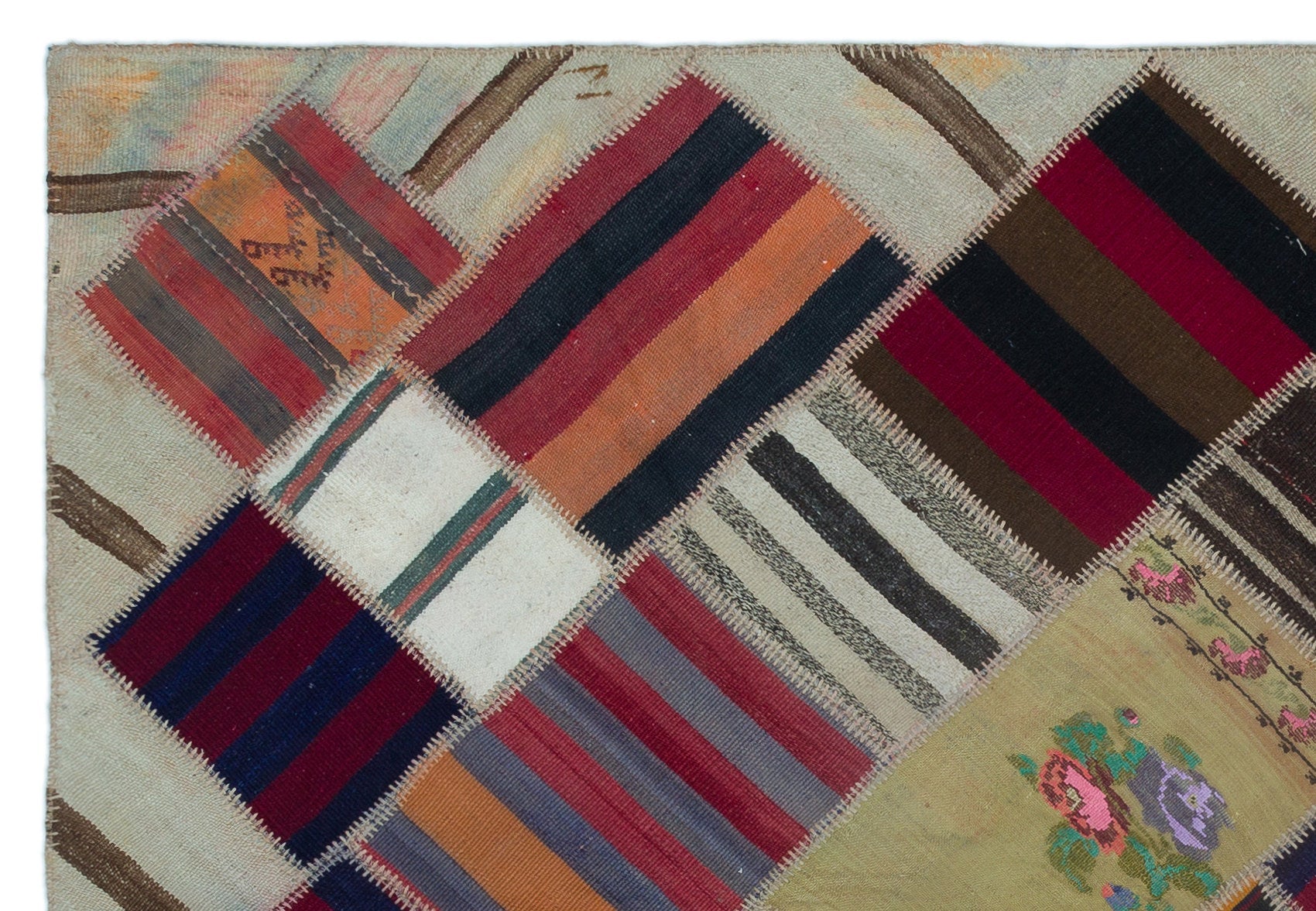 Teselya 25300 Patchwork Vintage Wool Handmade Area Rug 5'3" x 7'9"