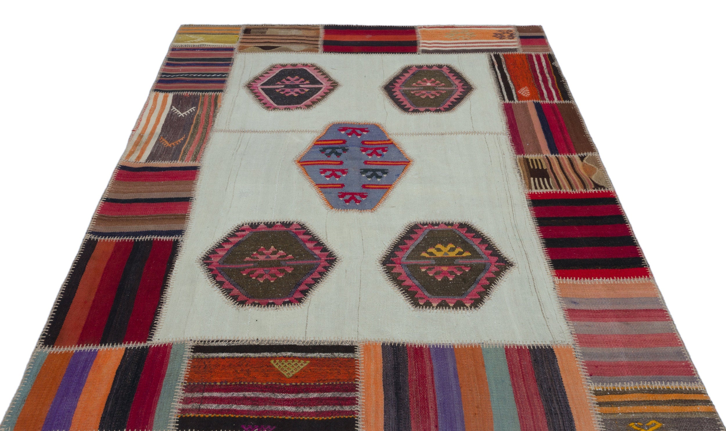 Teselya Beige Vintage Wool Handmade Area Rug 5'5" x 7'5"