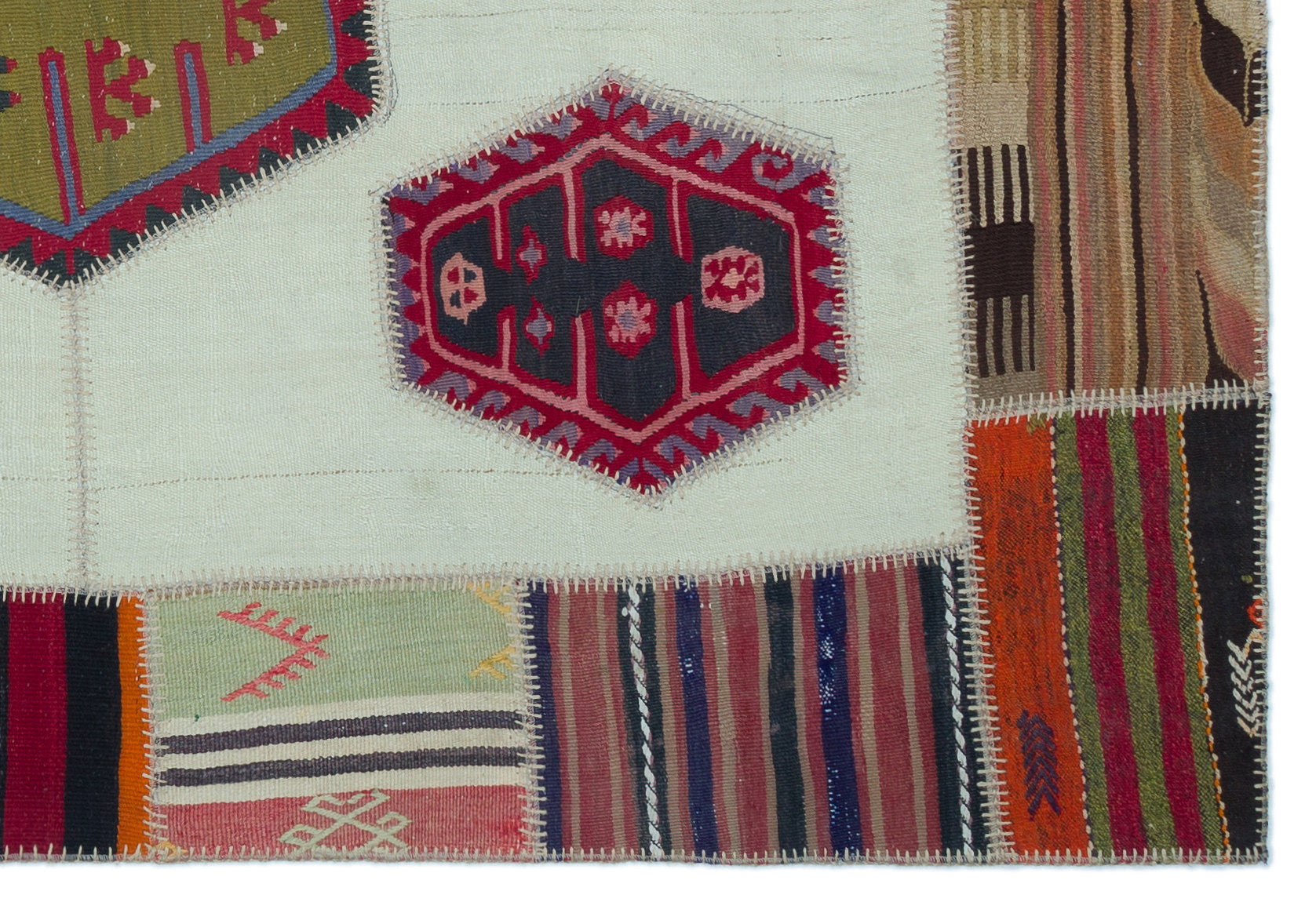 Teselya 25305 Patchwork Vintage Wool Handmade Area Rug 5'2" x 7'8"