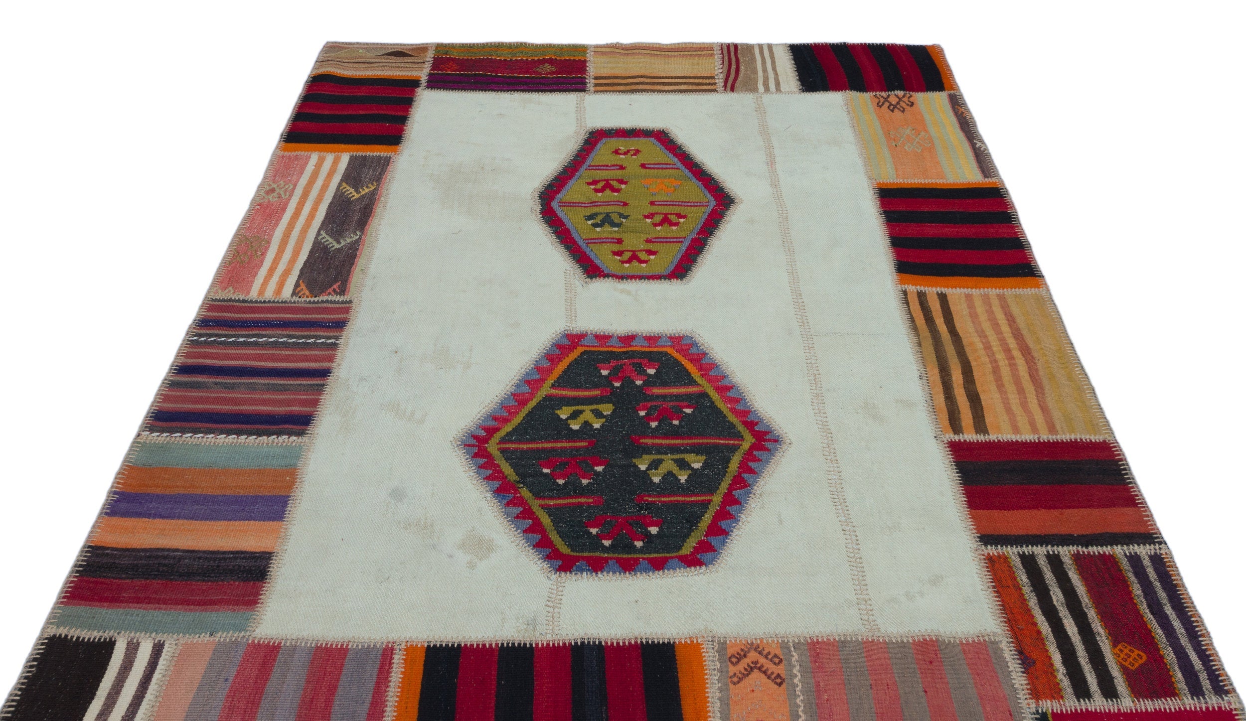 Teselya Beige Vintage Wool Handmade Area Rug 5'6" x 7'9"