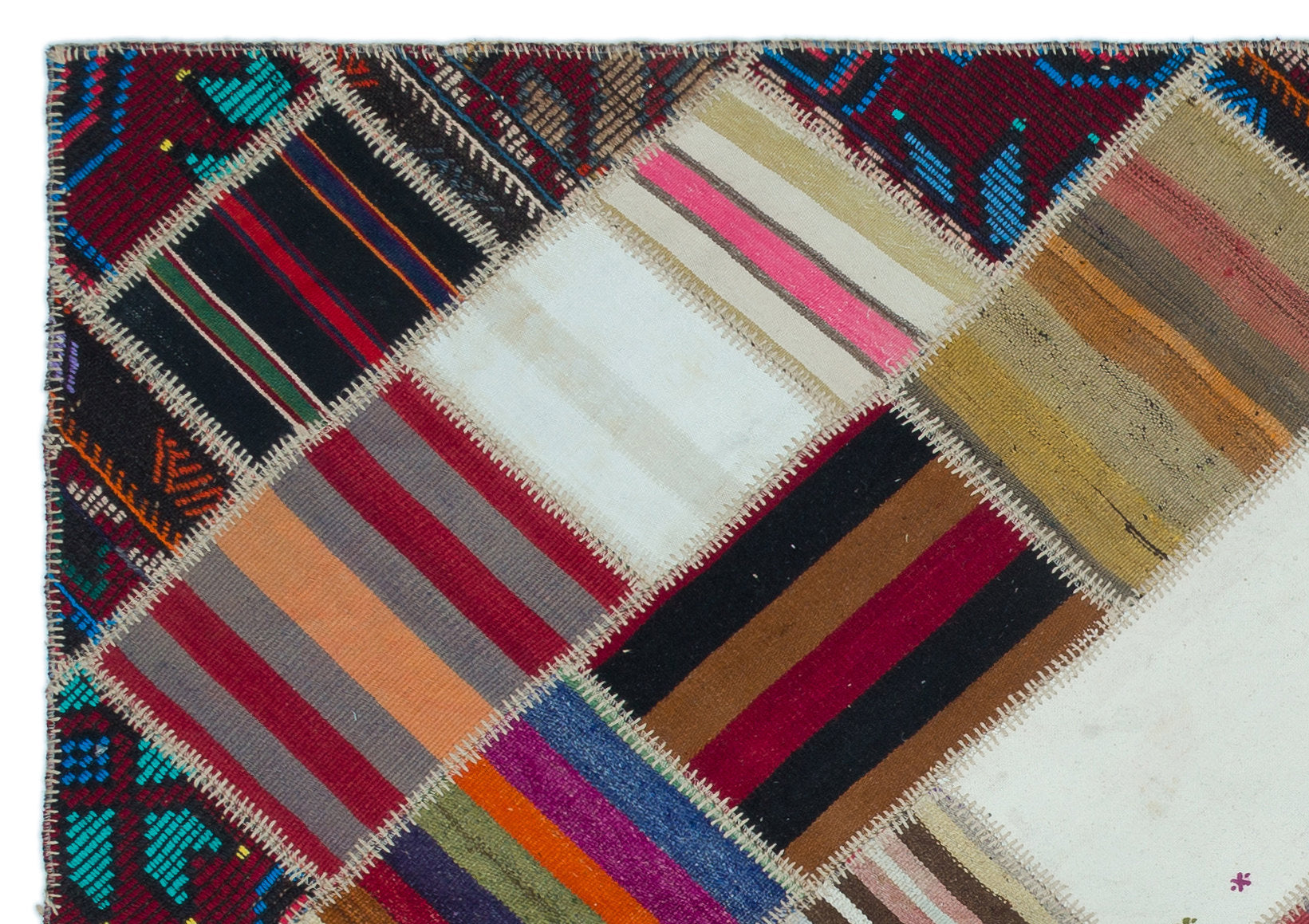 Teselya 25307 Patchwork Vintage Wool Handmade Area Rug 5'3" x 7'5"