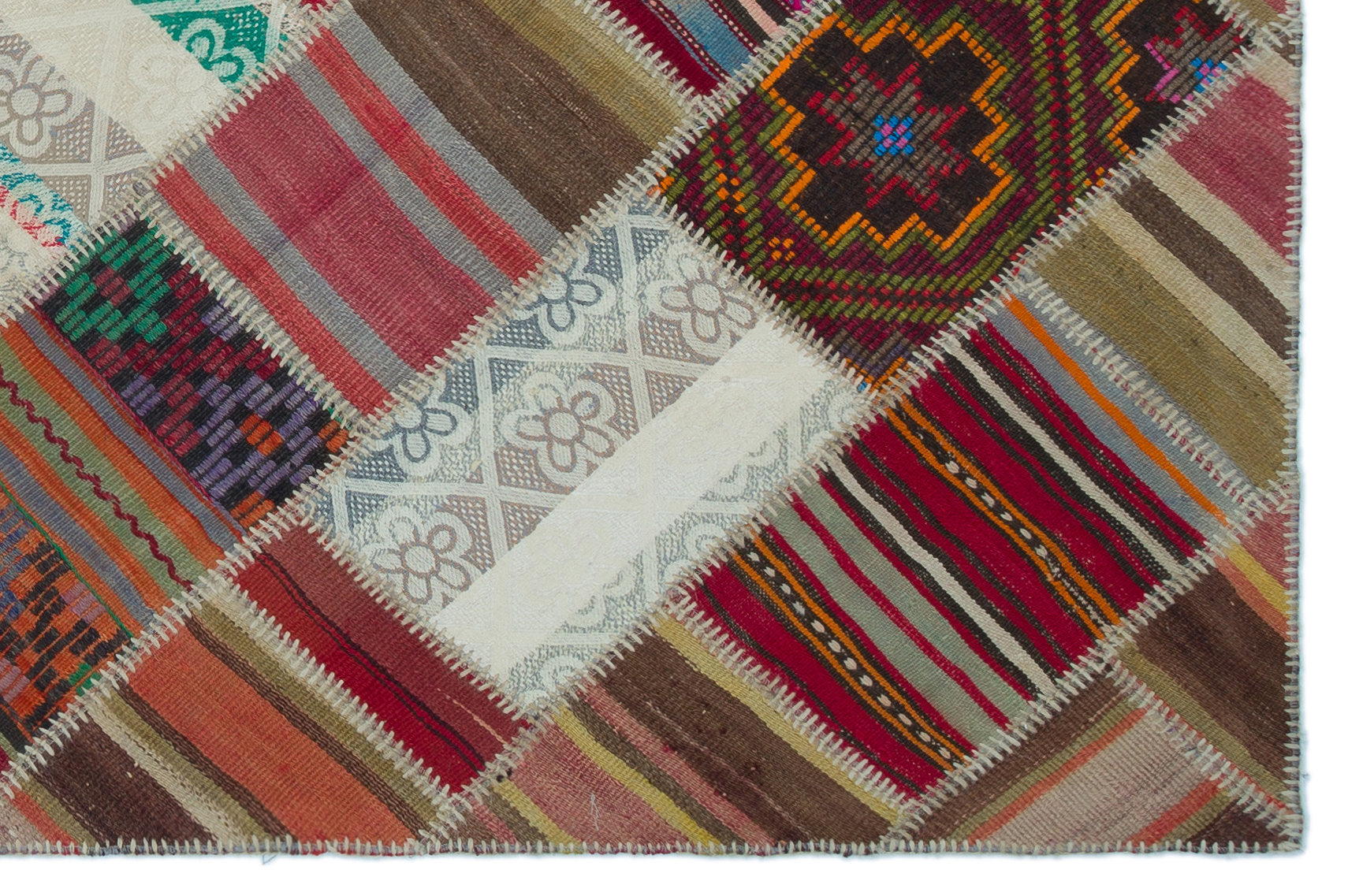 Teselya 25308 Red Vintage Wool Handmade Area Rug 5'2" x 7'8"
