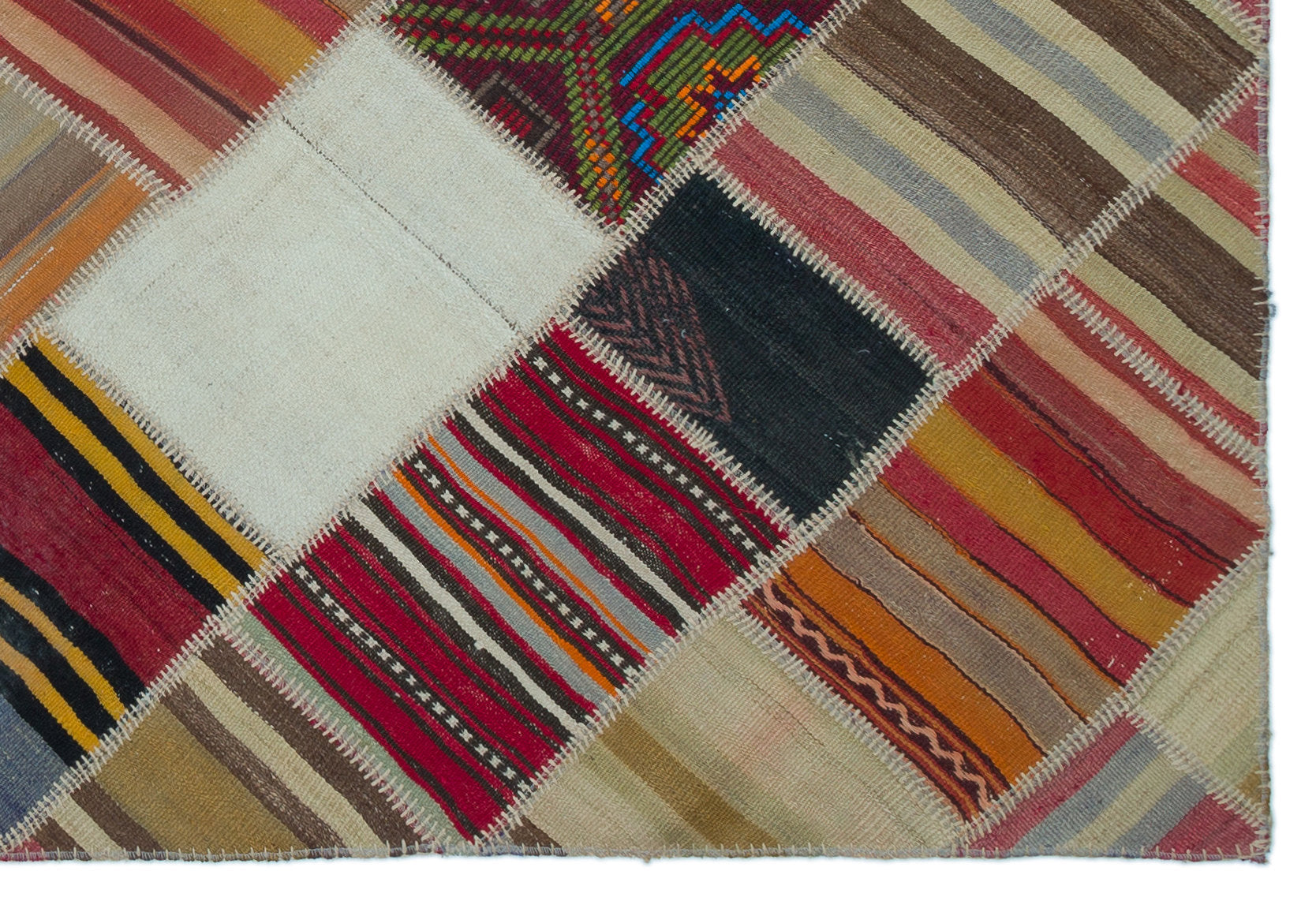 Teselya Red Vintage Wool Handmade Area Rug 5'2" x 7'6"