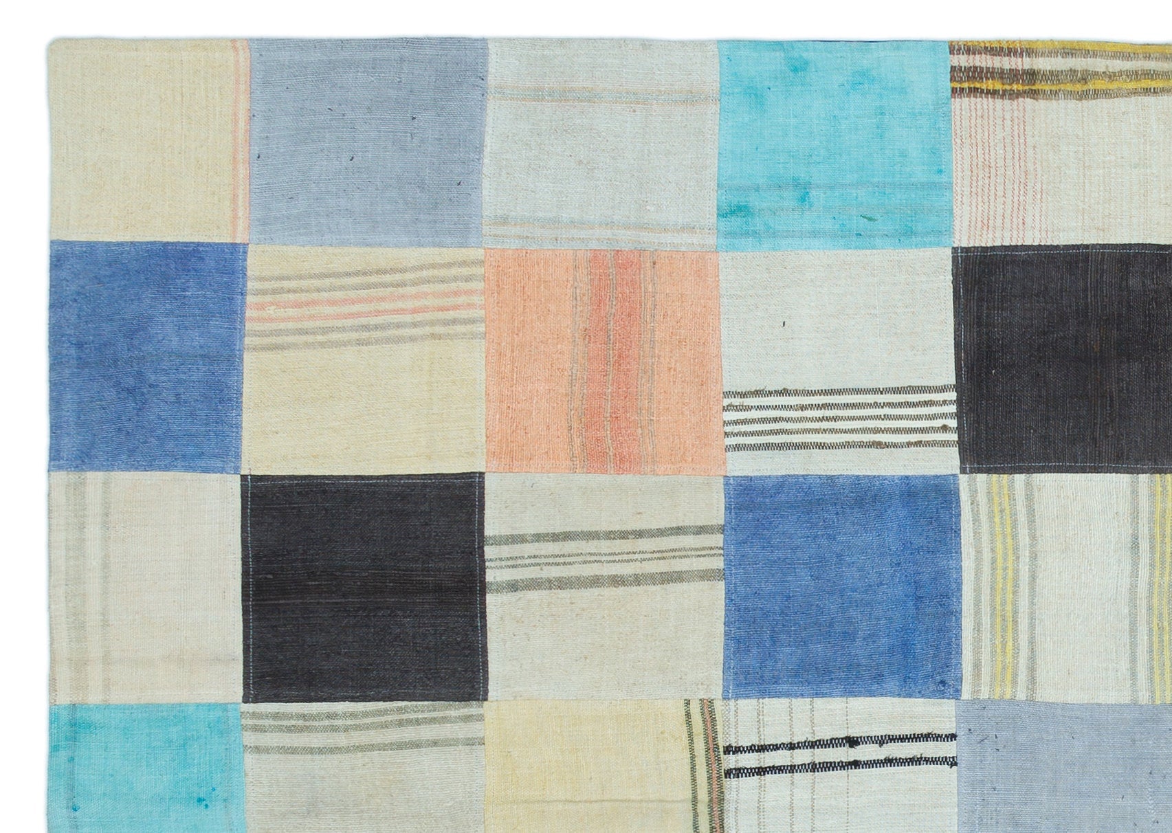 Teselya Beige Patchwork Wool Handmade Area Rug 5'5" x 7'9"