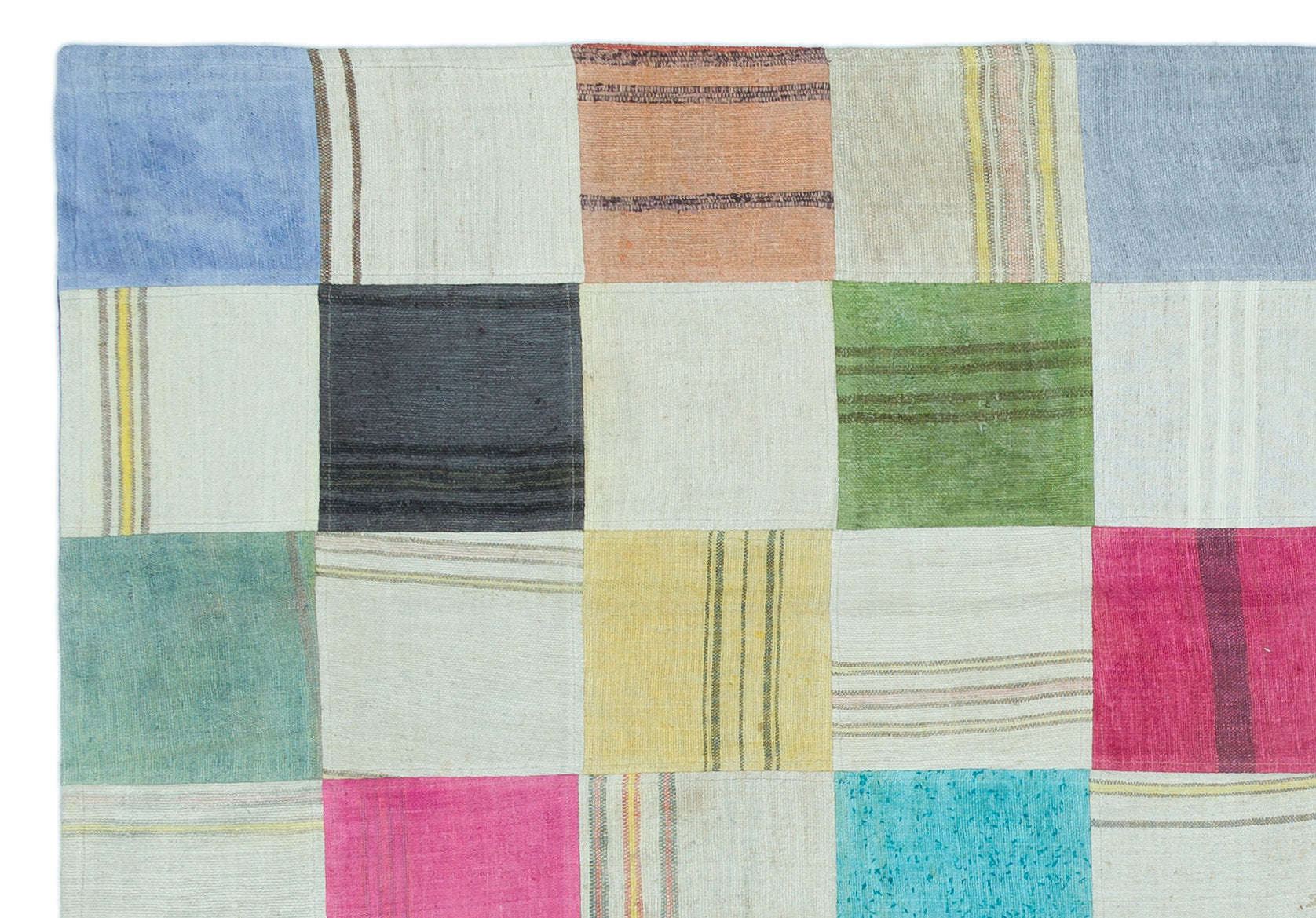 Teselya Cream Patchwork Wool Handmade Area Rug 5'2" x 7'7"