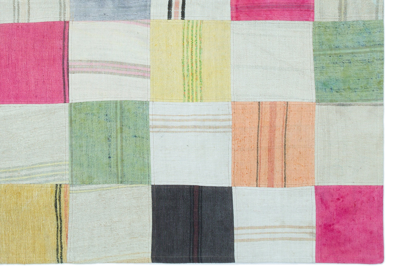 Teselya Beige Patchwork Wool Handmade Area Rug 5'2" x 7'7"