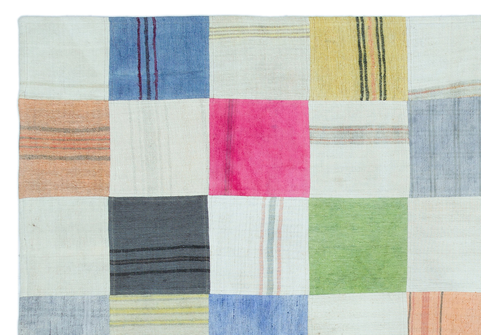 Teselya Cream Patchwork Wool Handmade Area Rug 5'3" x 7'6"
