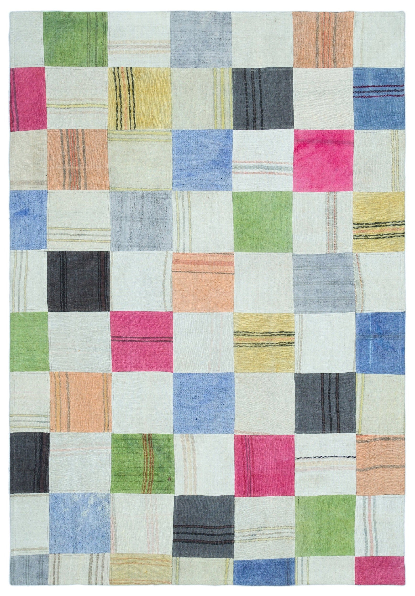 Teselya Cream Patchwork Wool Handmade Area Rug 5'3" x 7'6"