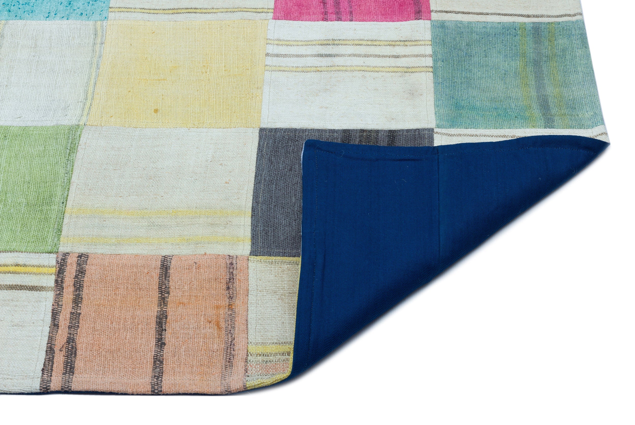 Teselya Grey Patchwork Wool Handmade Area Rug 5'2" x 7'5"