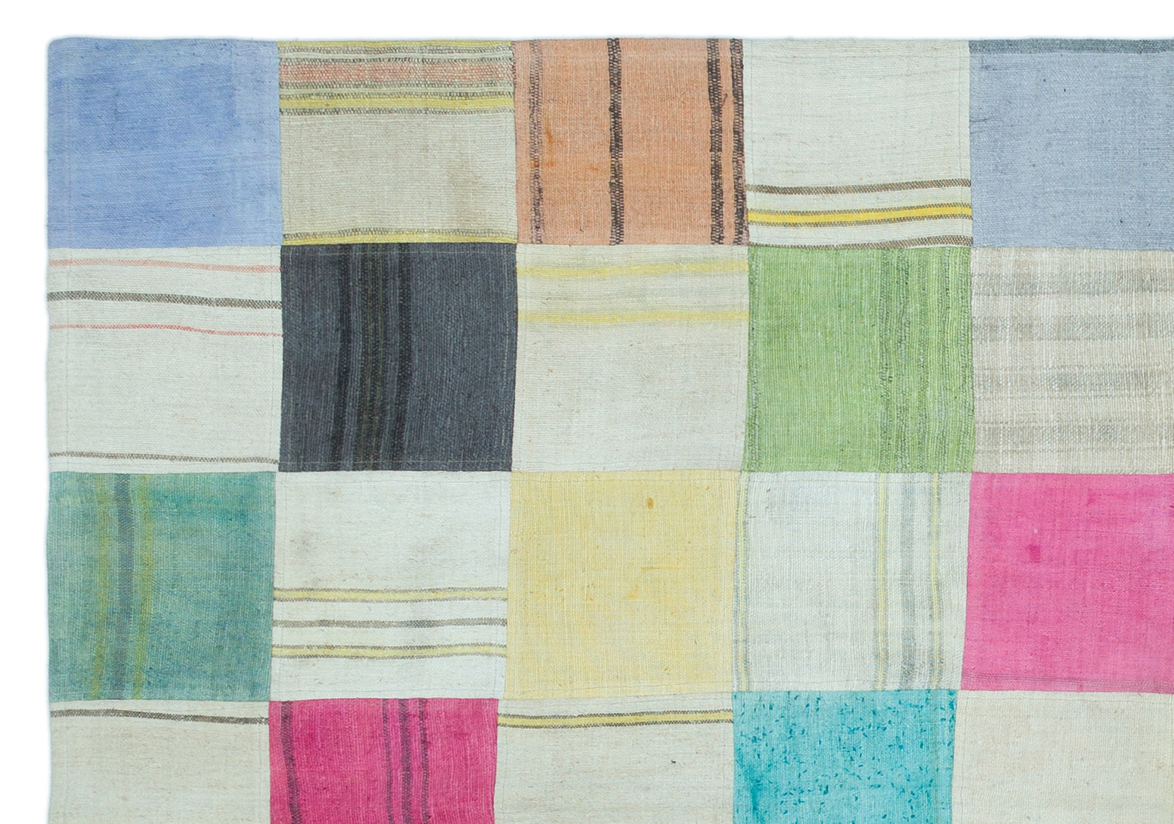 Teselya Grey Patchwork Wool Handmade Area Rug 5'2" x 7'5"