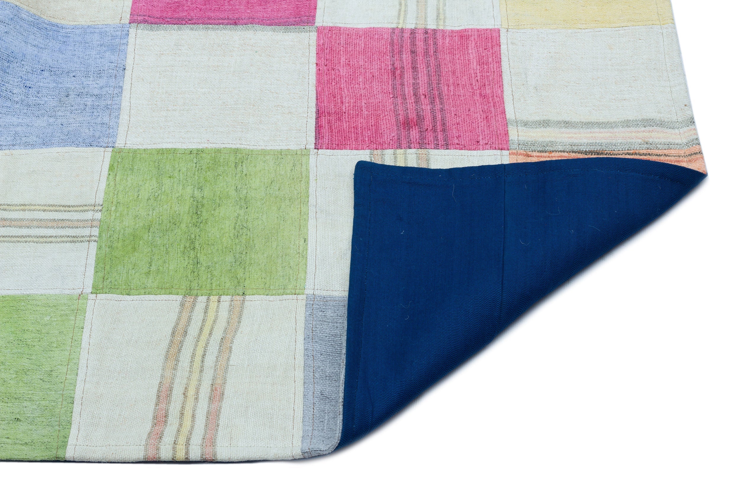Teselya Grey Patchwork Wool Handmade Area Rug 5'3" x 7'5"