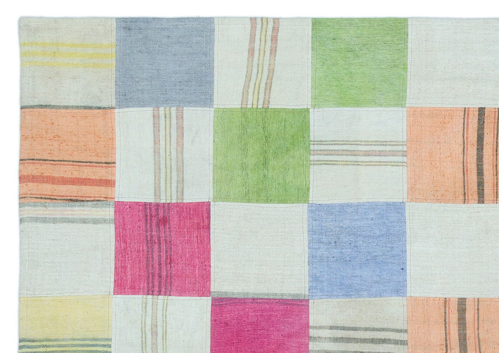 Teselya Grey Patchwork Wool Handmade Area Rug 5'3" x 7'5"