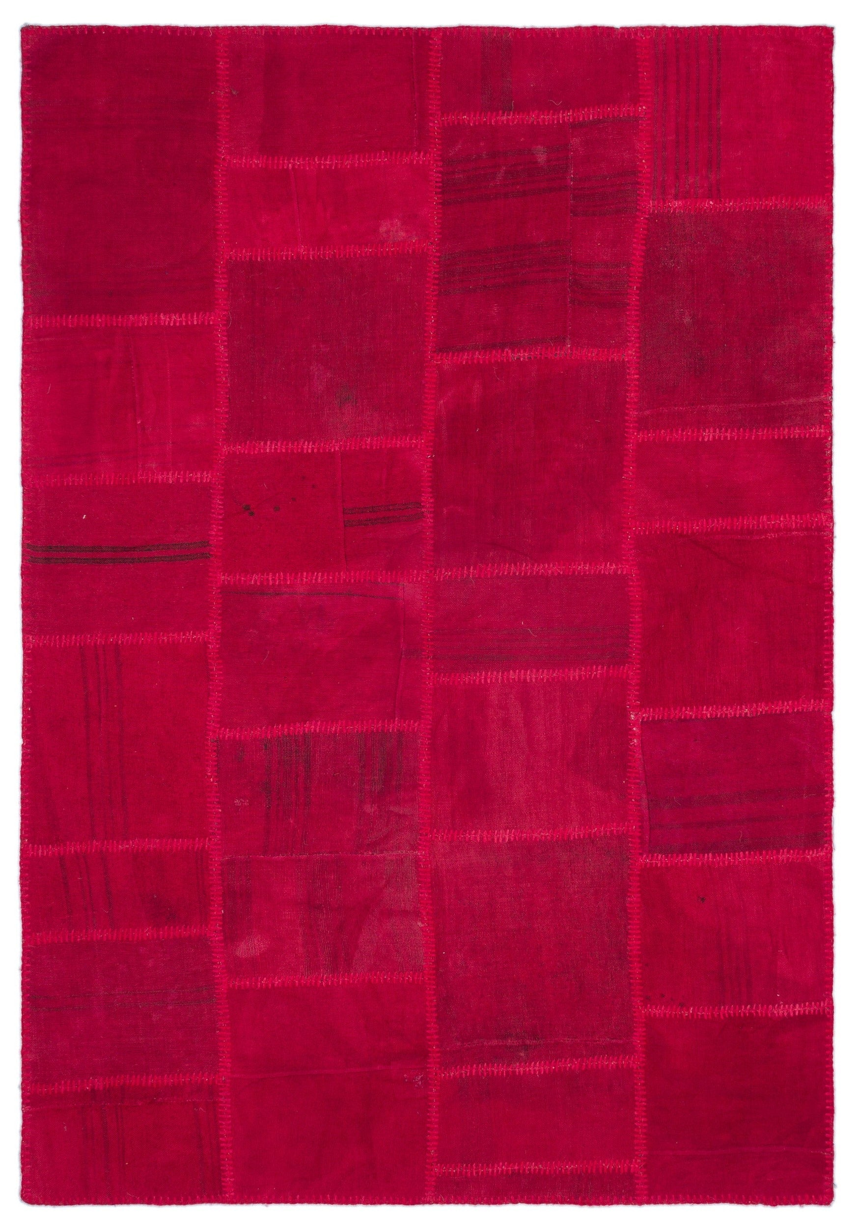Teselya Pink Patchwork Wool Handmade Area Rug 5'1" x 7'5"