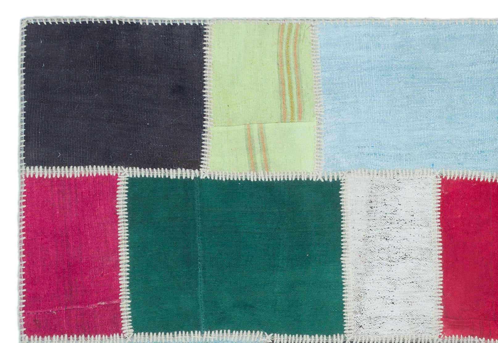 Teselya Red Patchwork Wool Handmade Area Rug 5'1" x 7'5"