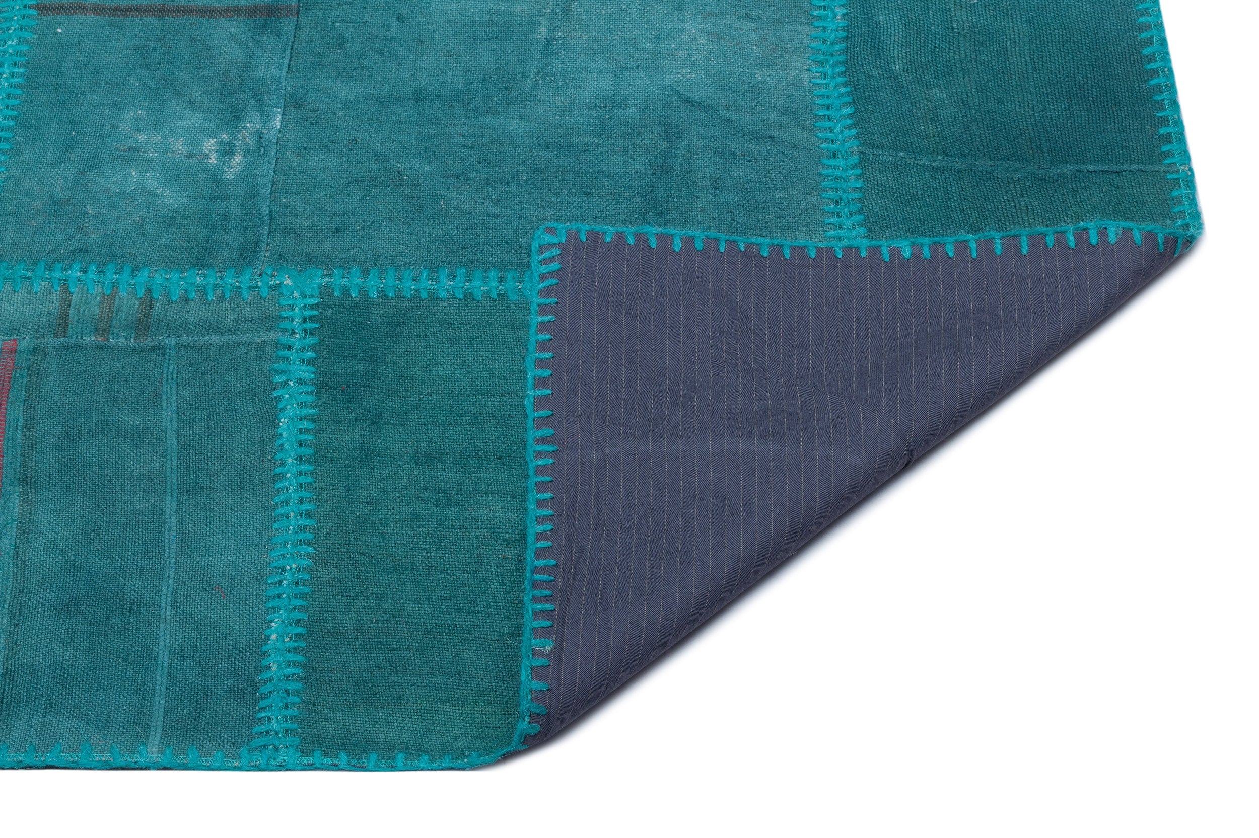 Teselya Turquoise Patchwork Wool Handmade Area Rug 4'11" x 7'5"