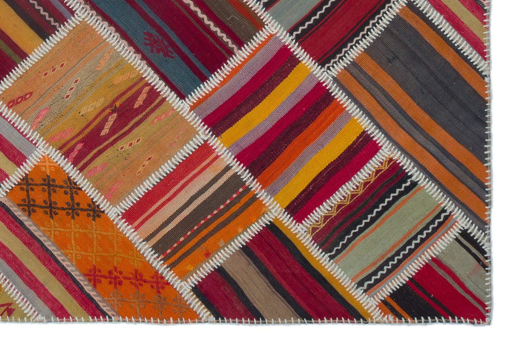 Teselya Red Vintage Wool Handmade Area Rug 5'1" x 7'8"