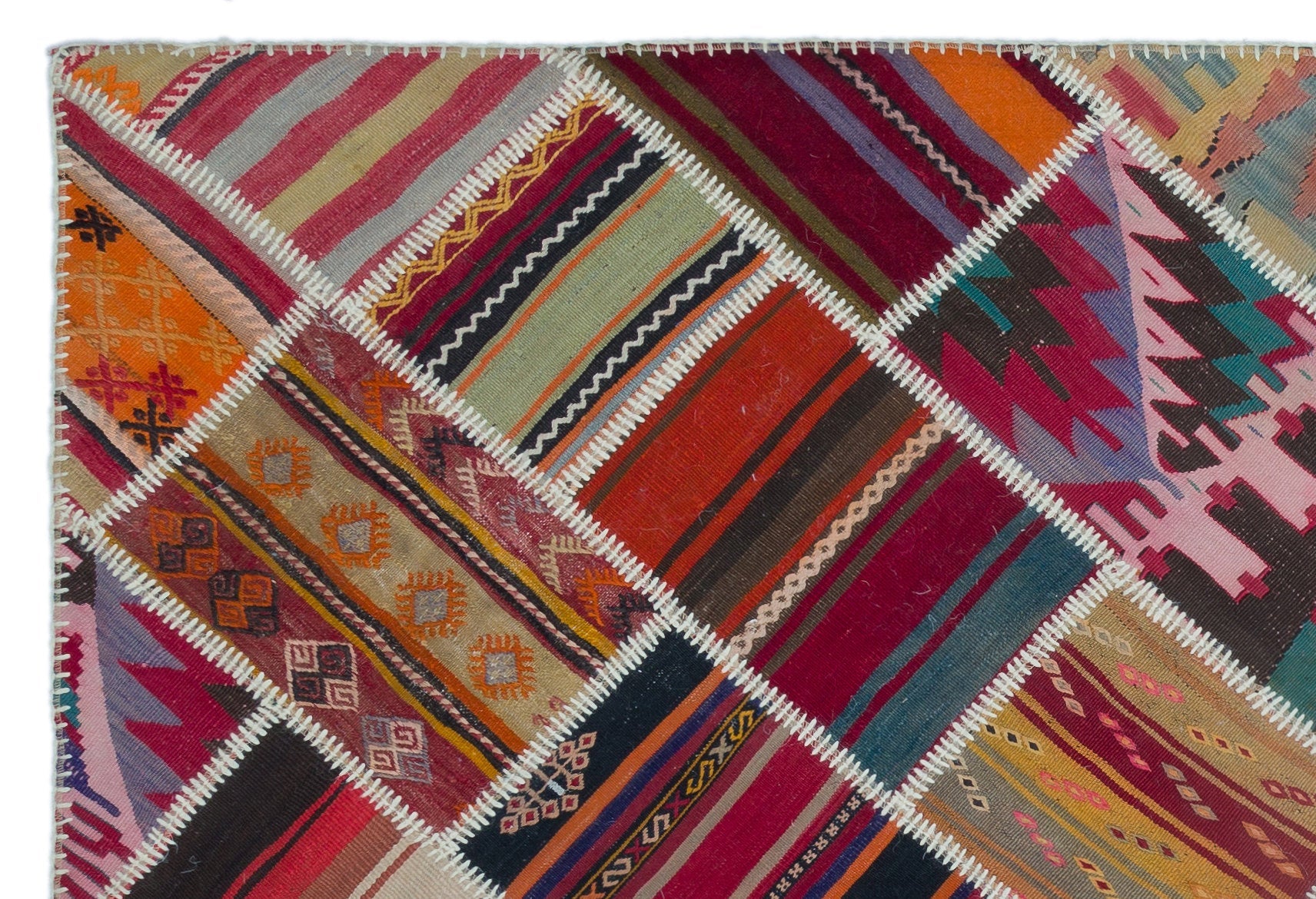 Teselya Red Vintage Wool Handmade Area Rug 5'2" x 7'7"
