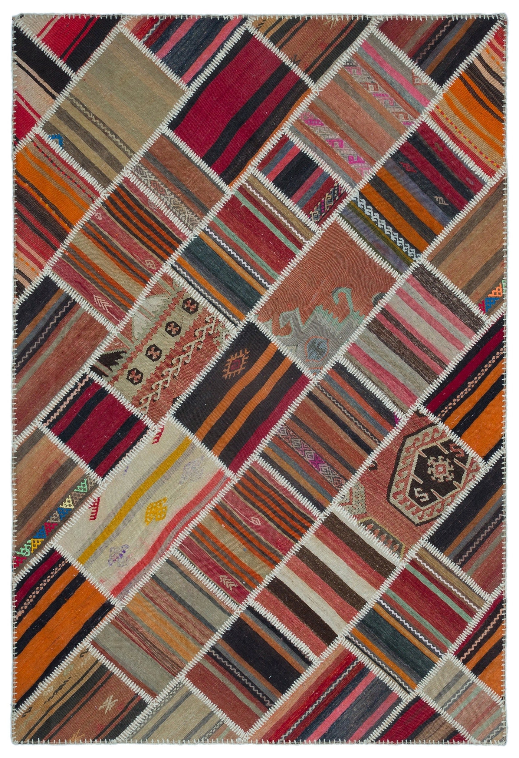 Teselya 25592 Patchwork Vintage Wool Handmade Area Rug 5'3" x 7'9"