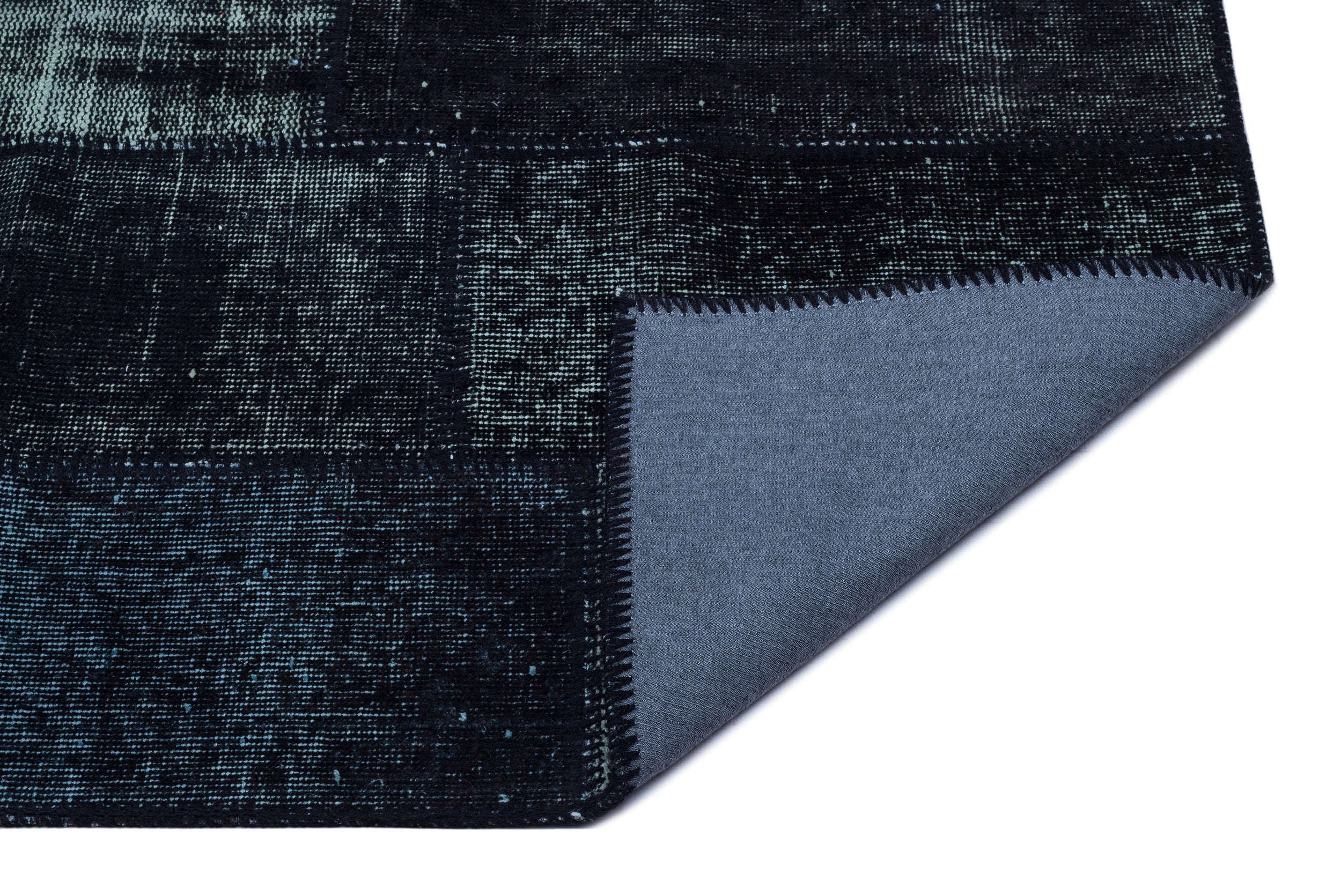 Iskece 25885 Black Patchwork Wool Handmade Area Rug 2'7" x 4'11"