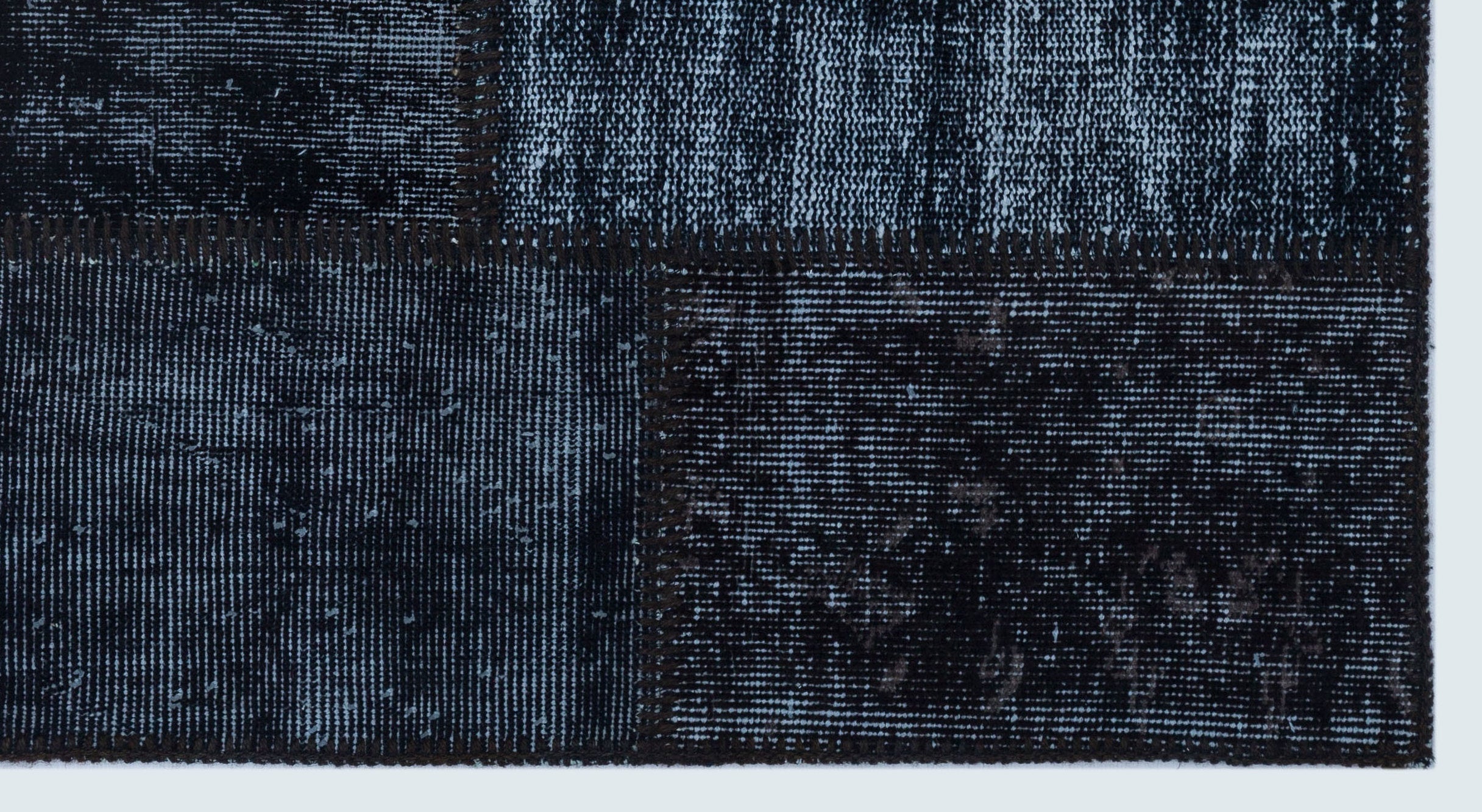 Iskece 25925 Black Patchwork Wool Handmade Area Rug 2'7" x 4'11"