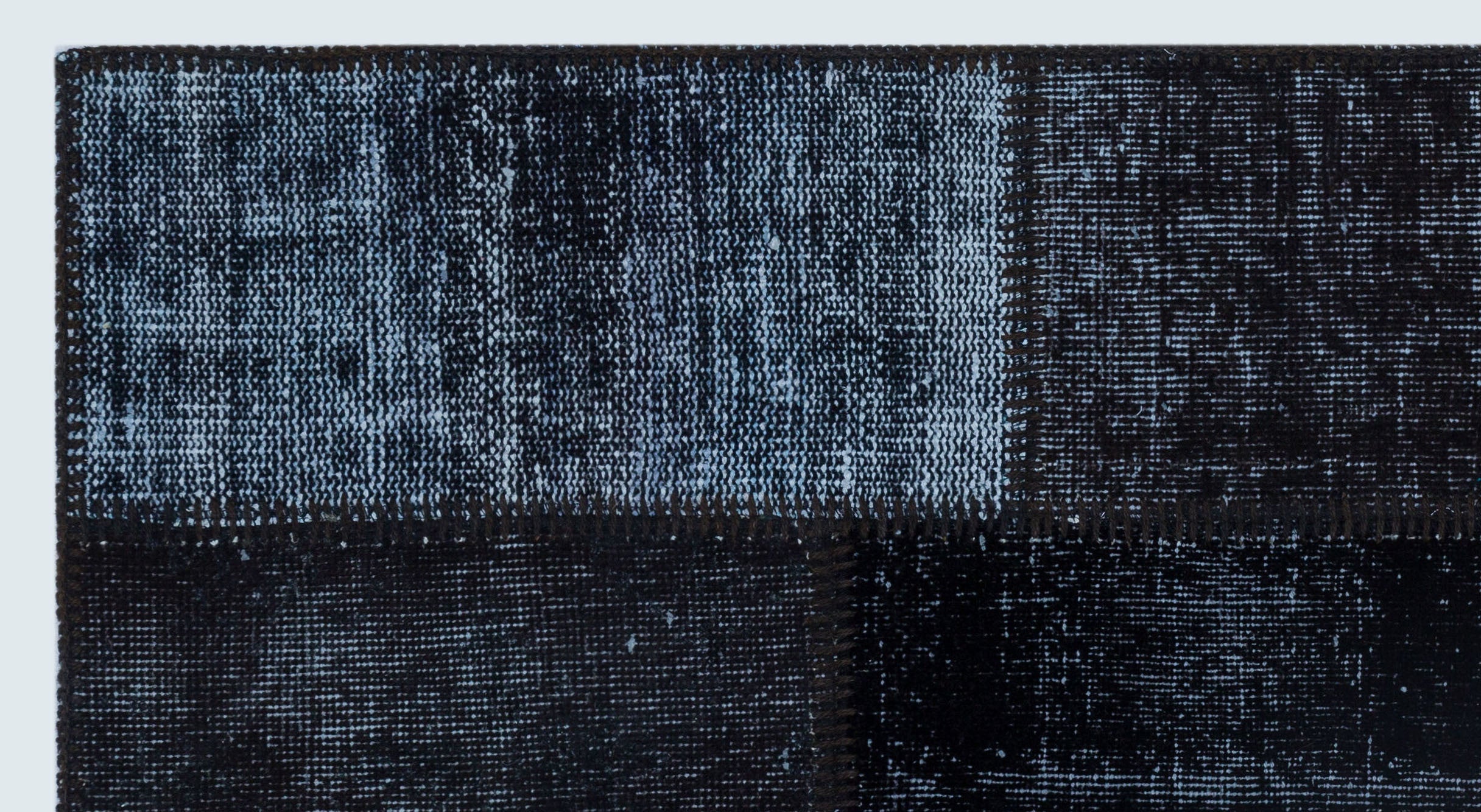 Iskece 25925 Black Patchwork Wool Handmade Area Rug 2'7" x 4'11"