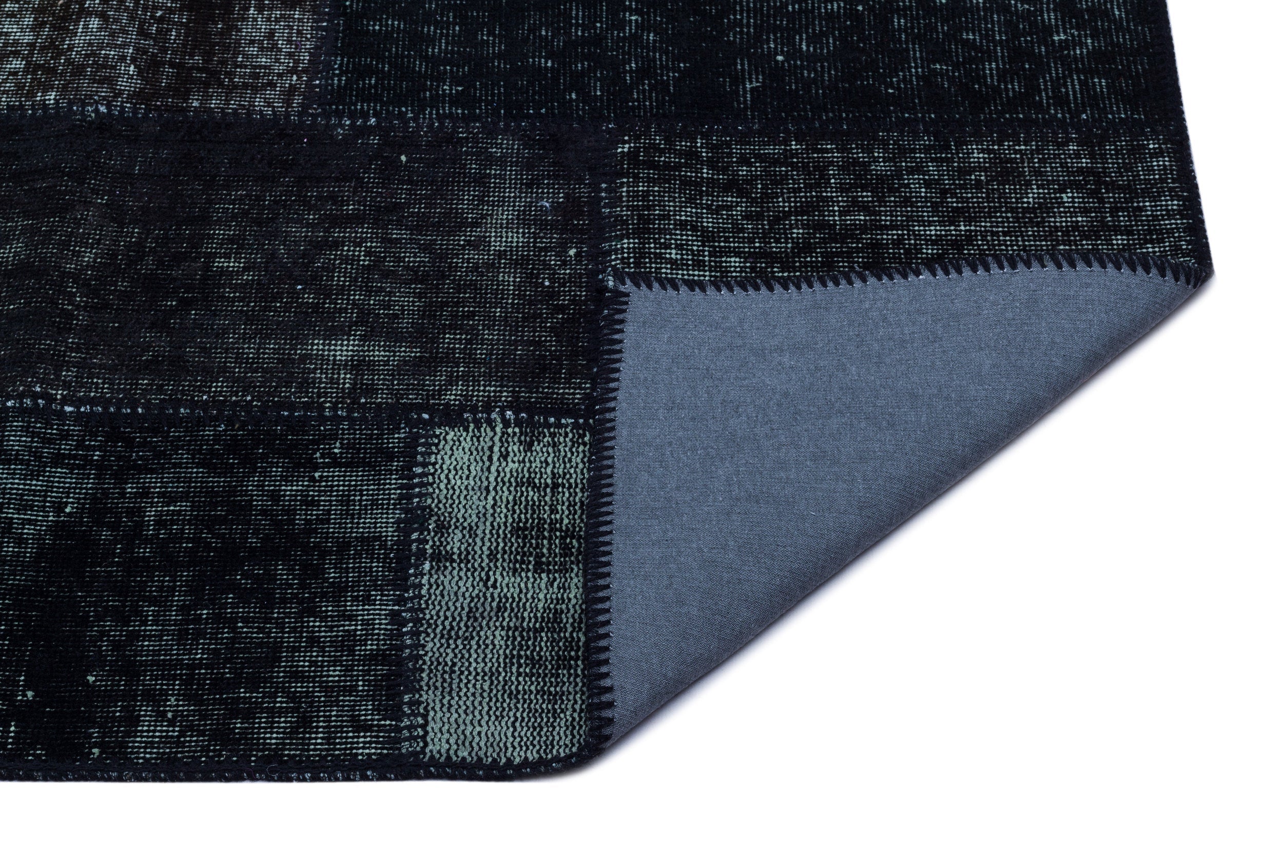 Iskece 25955 Black Patchwork Wool Handmade Area Rug 2'7" x 4'11"