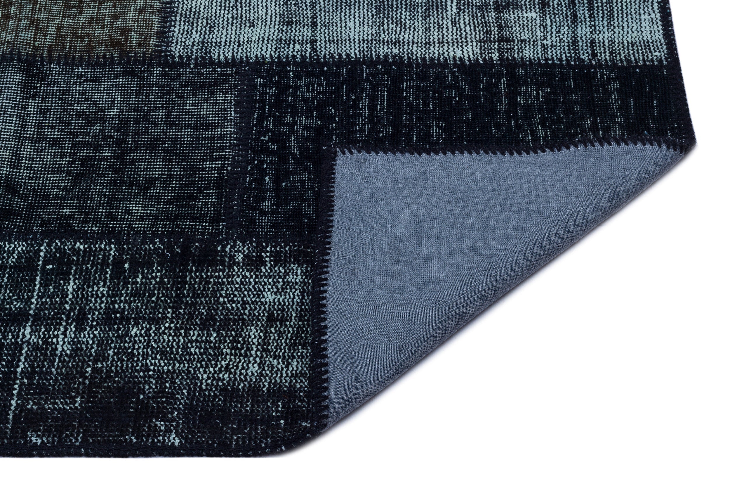Iskece 26027 Black Patchwork Wool Handmade Area Rug 2'7" x 4'11"