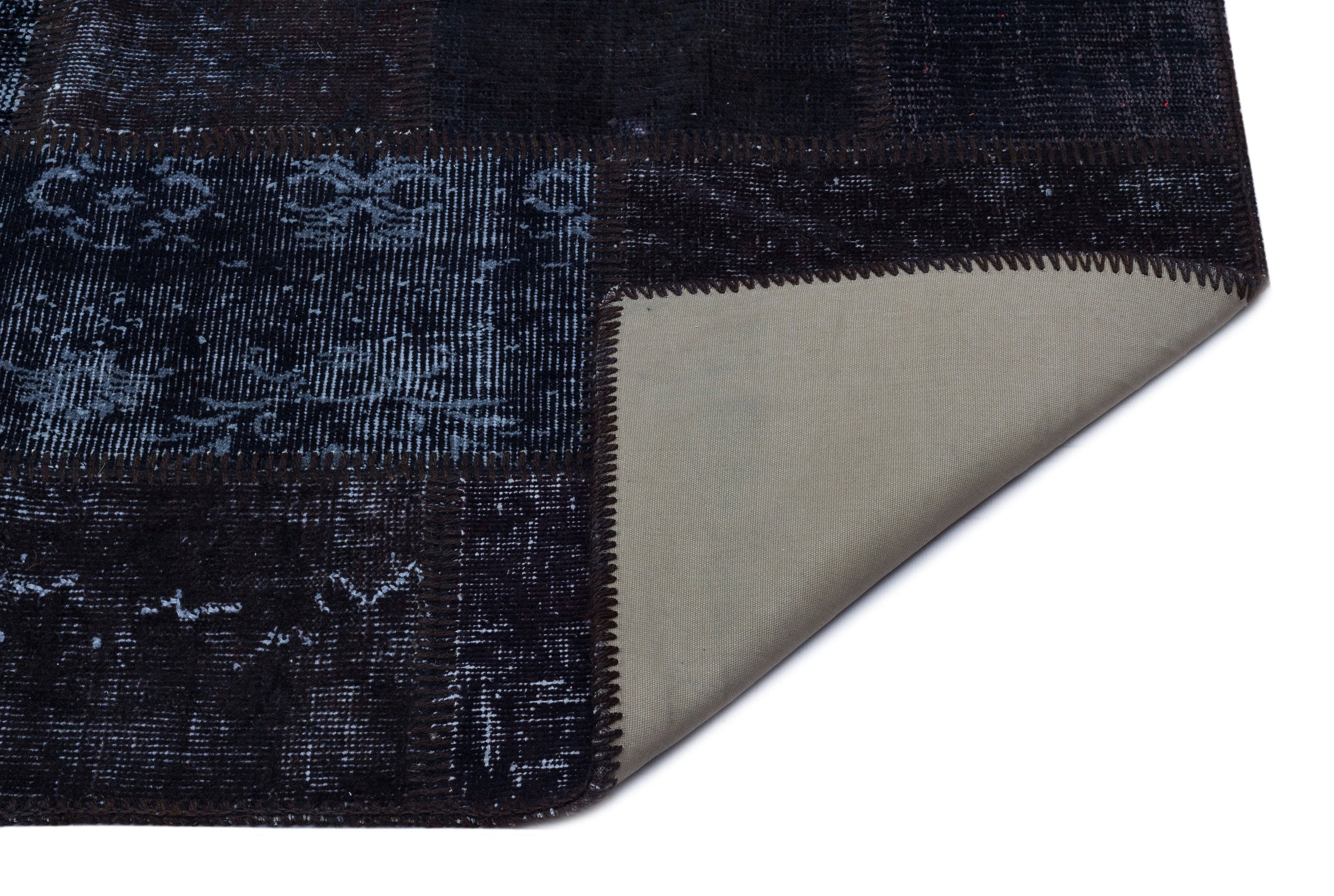 Iskece 26141 Black Patchwork Wool Handmade Area Rug 2'7" x 4'11"