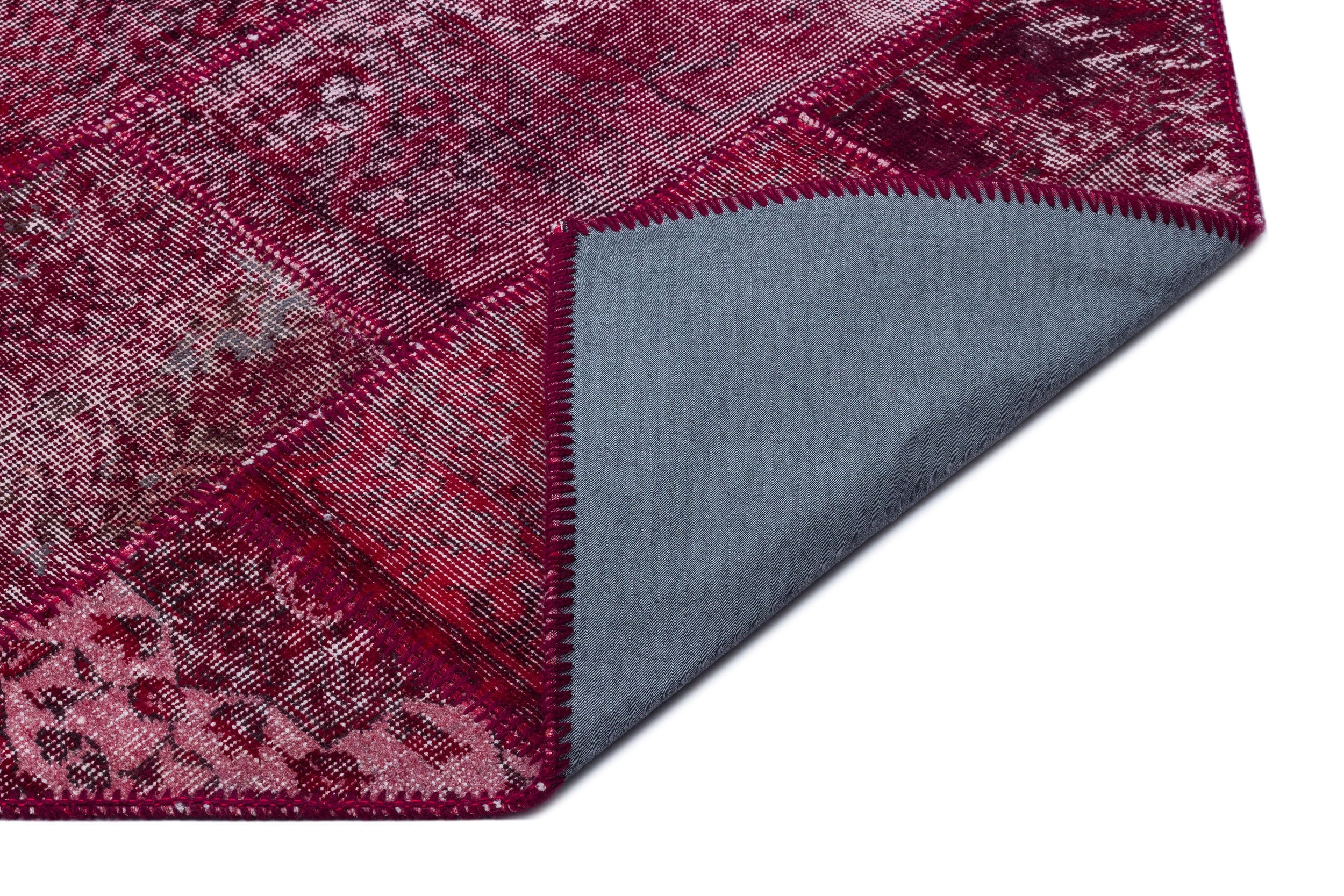 Iskece 26317 Red Patchwork Wool Handmade Area Rug 5'3" x 7'7"