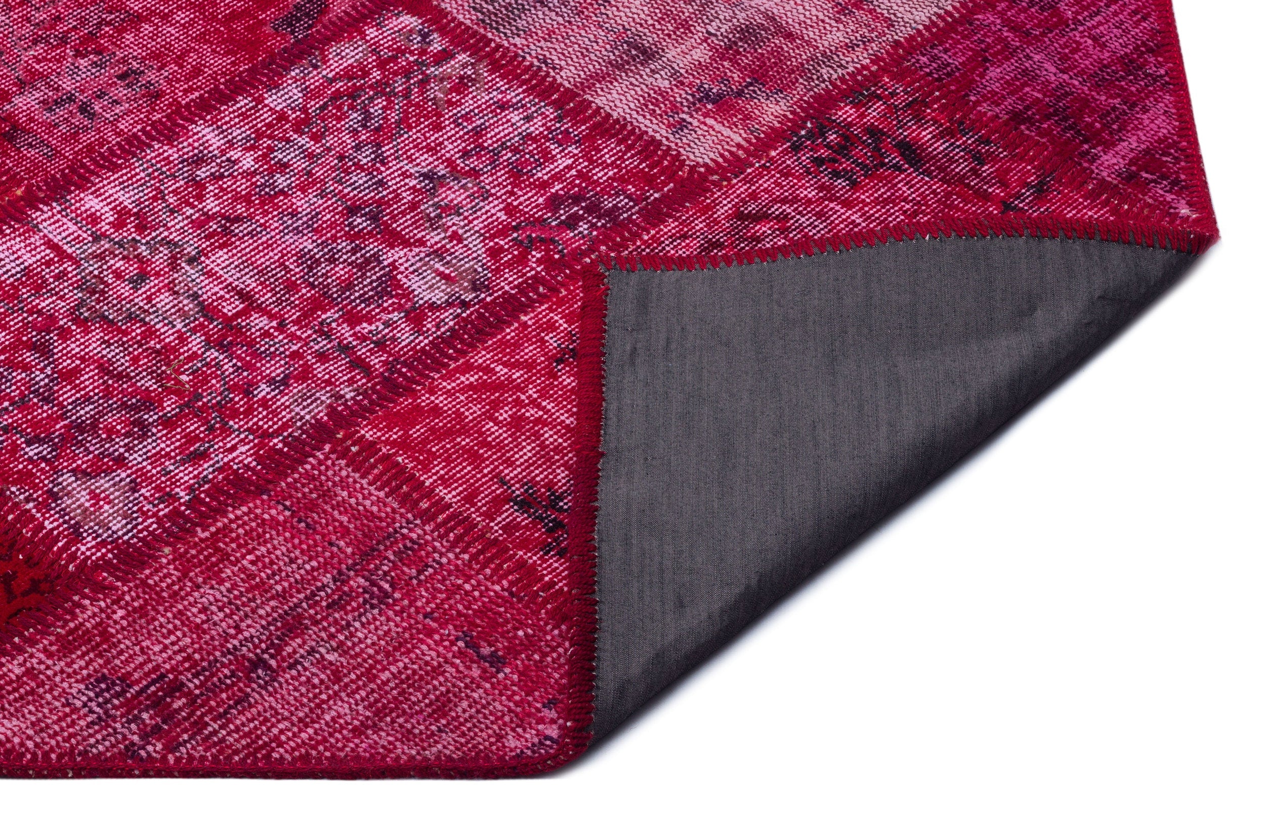 Iskece 26326 Red Patchwork Wool Handmade Area Rug 5'3" x 7'7"