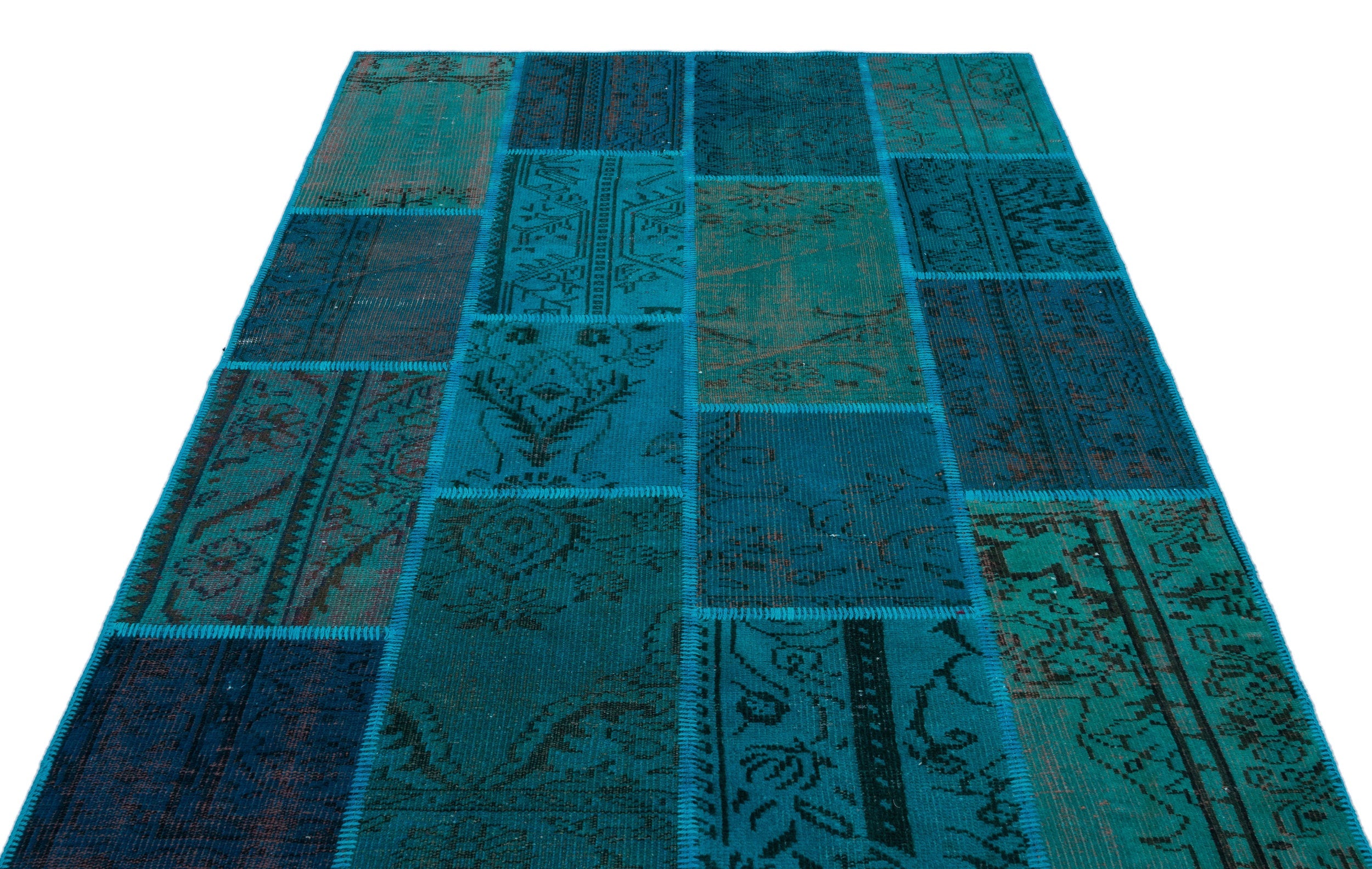 Iskece 26385 Turquoise Patchwork Wool Handmade Area Rug 5'3" x 7'7"
