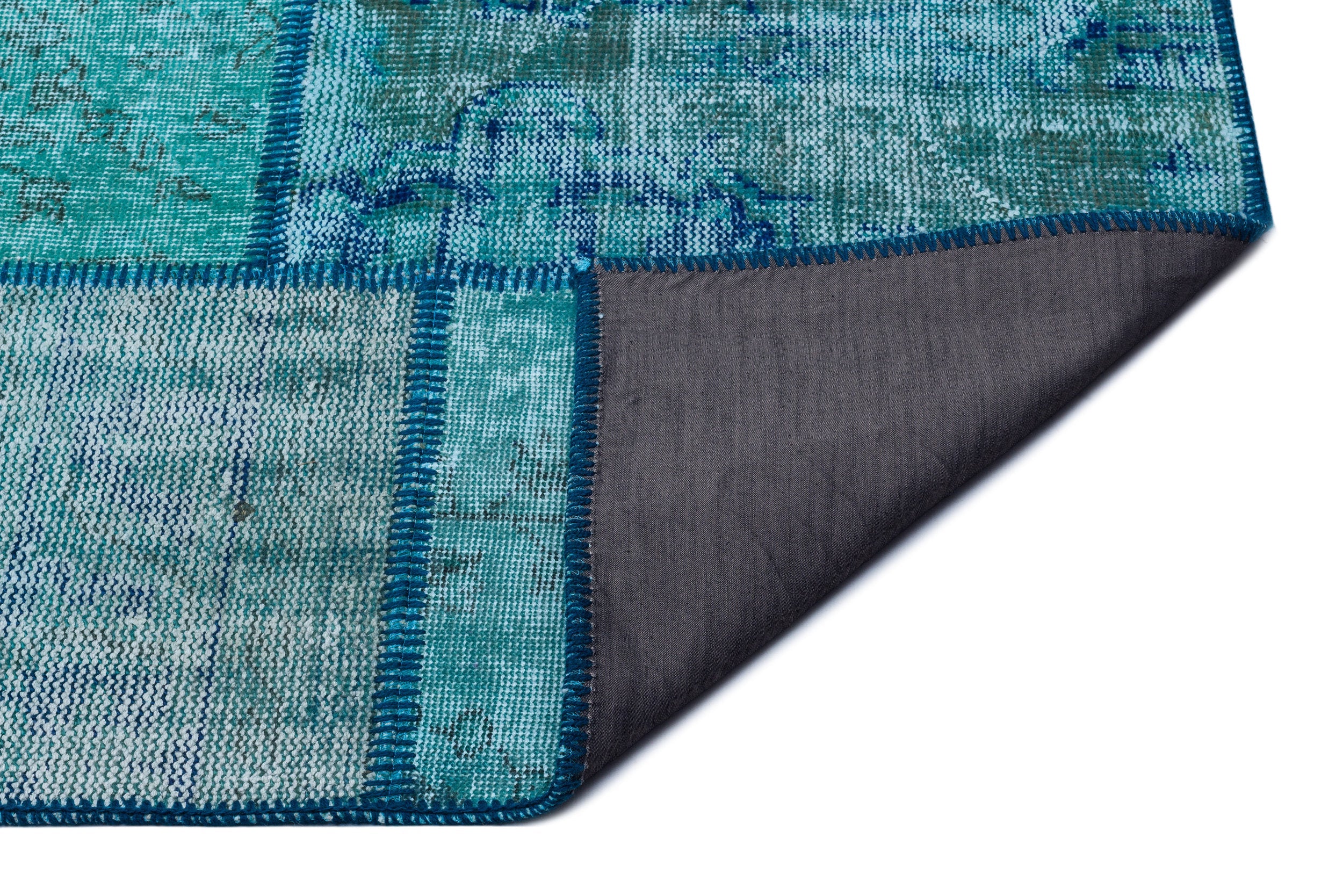 Iskece 26432 Turquoise Patchwork Wool Handmade Area Rug 5'3" x 7'7"