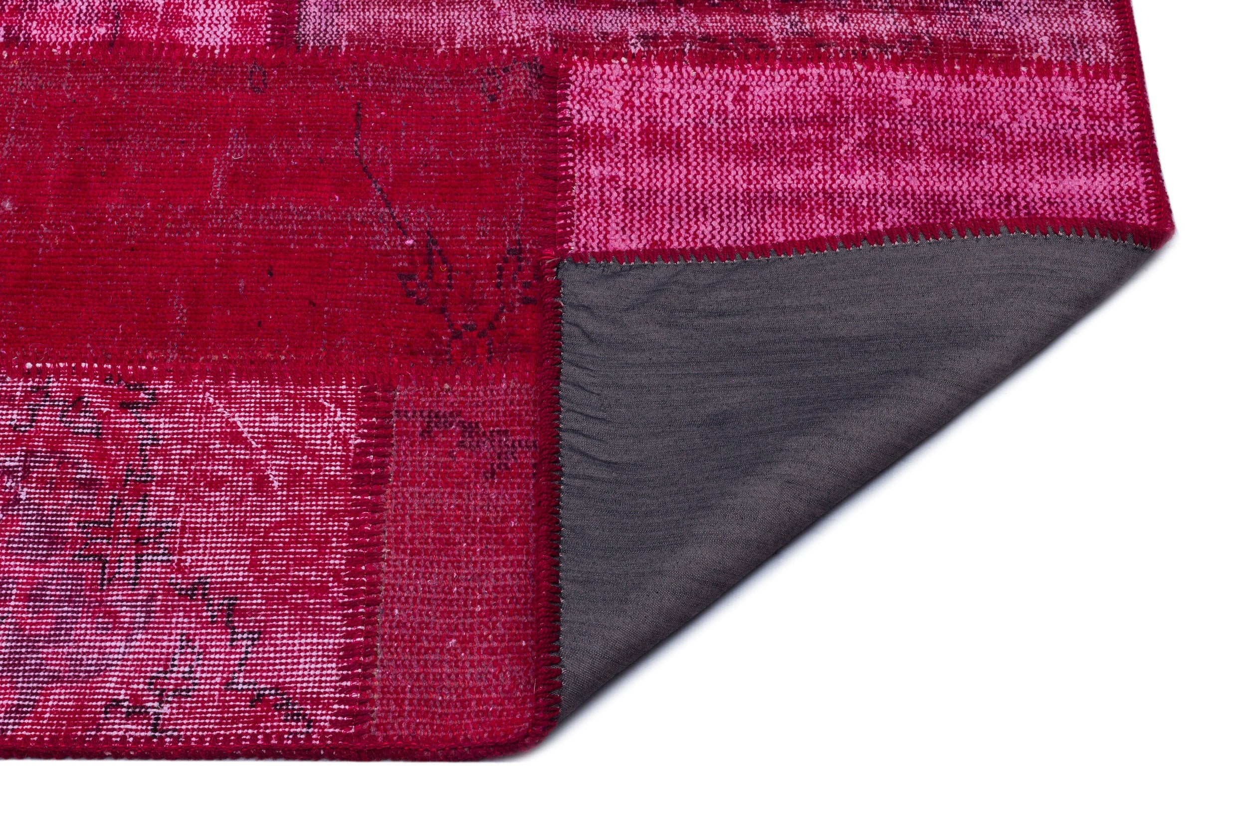 Iskece 26562 Red Patchwork Wool Handmade Area Rug 3'11" x 5'11"