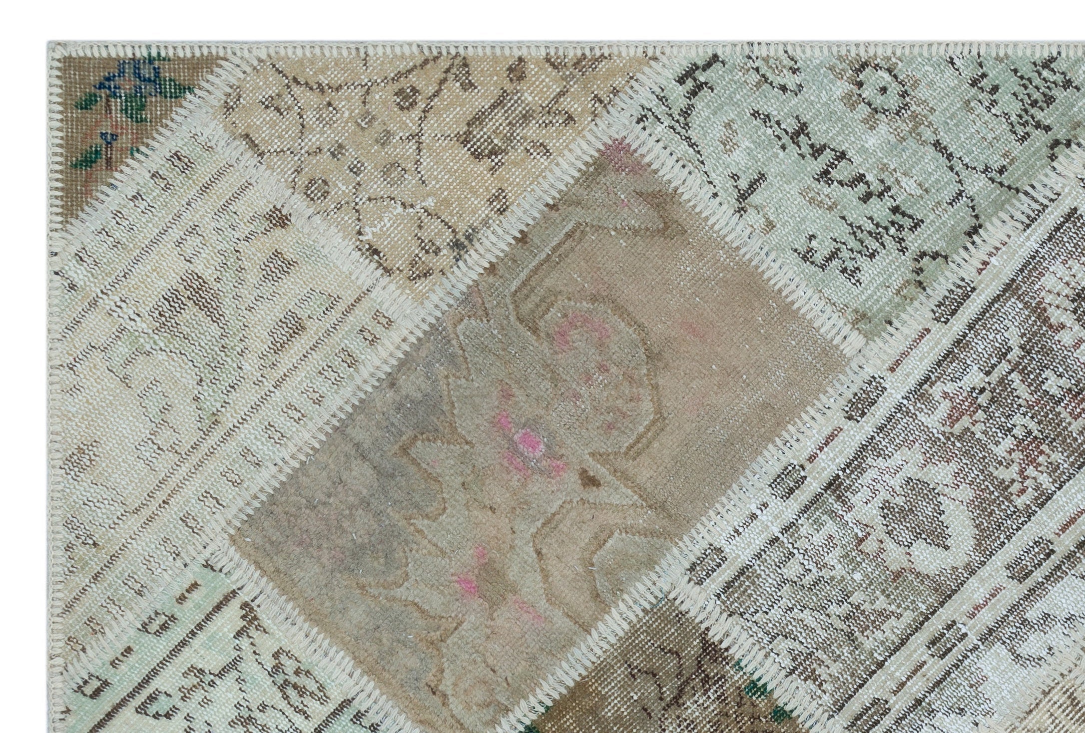 Iskece 26570 Beige Patchwork Wool Handmade Area Rug 3'11" x 5'11"