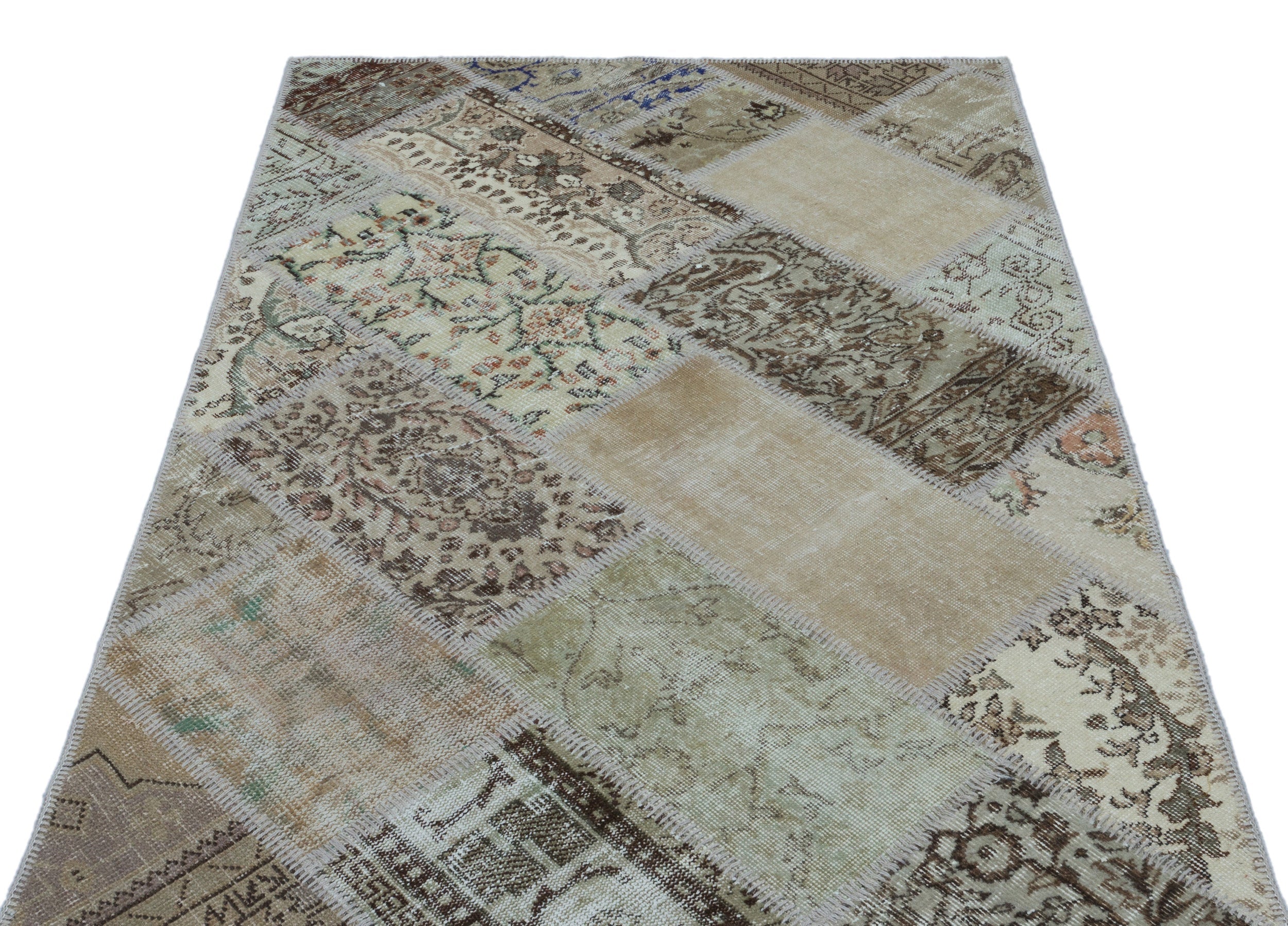 Iskece 26612 Beige Patchwork Wool Handmade Area Rug 3'11" x 5'11"