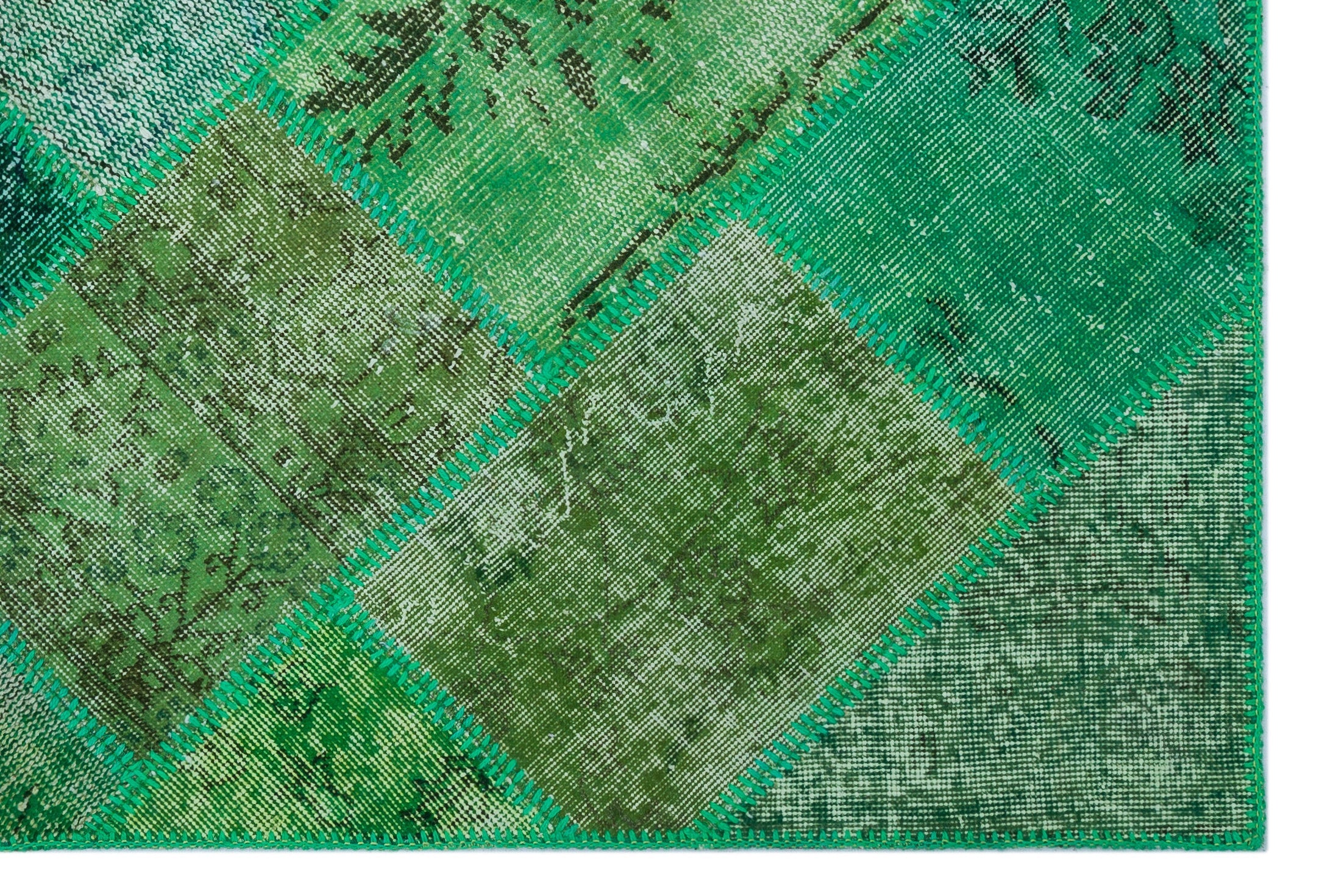 Iskece 26621 Green Vintage Wool Handmade Area Rug 3'11" x 5'11"