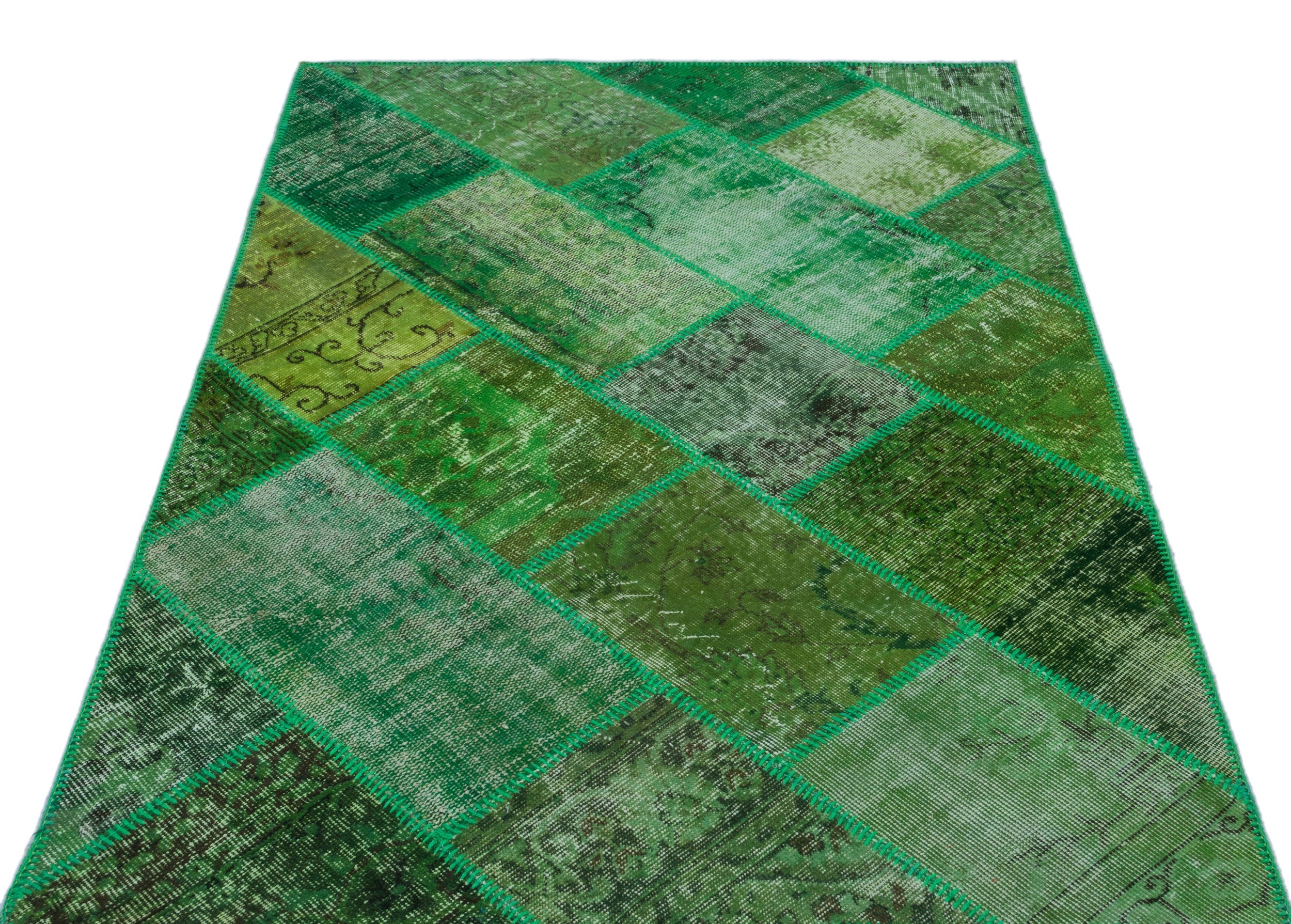 Iskece 26637 Green Vintage Wool Handmade Area Rug 3'11" x 5'11"