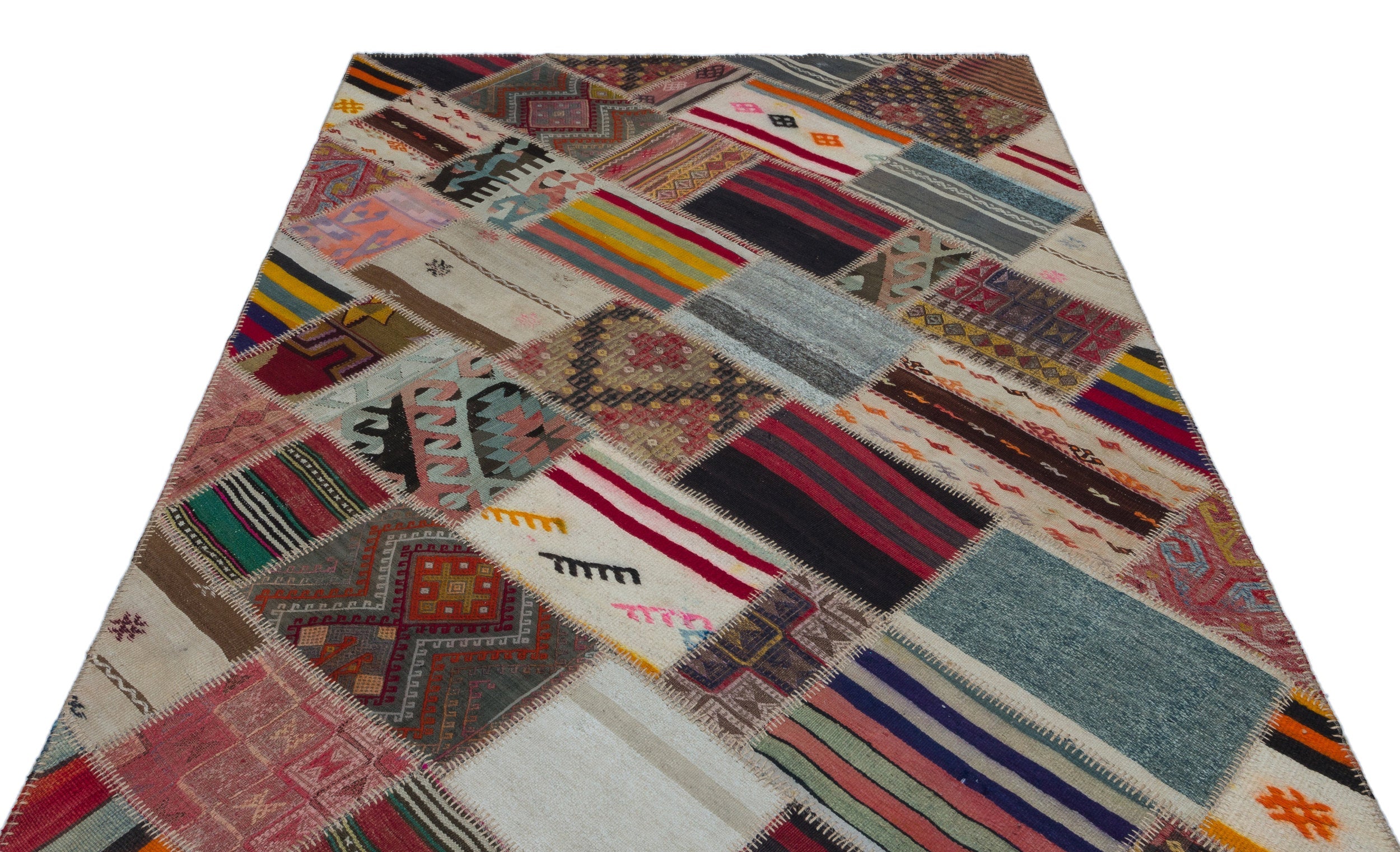 Teselya Beige Vintage Wool Handmade Area Rug 4'6" x 9'7"