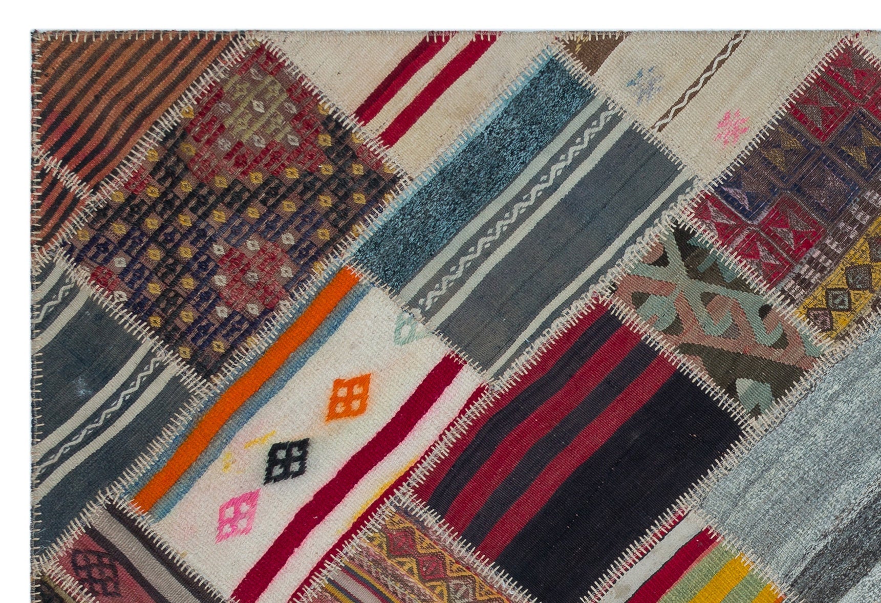 Teselya Beige Vintage Wool Handmade Area Rug 4'6" x 9'7"