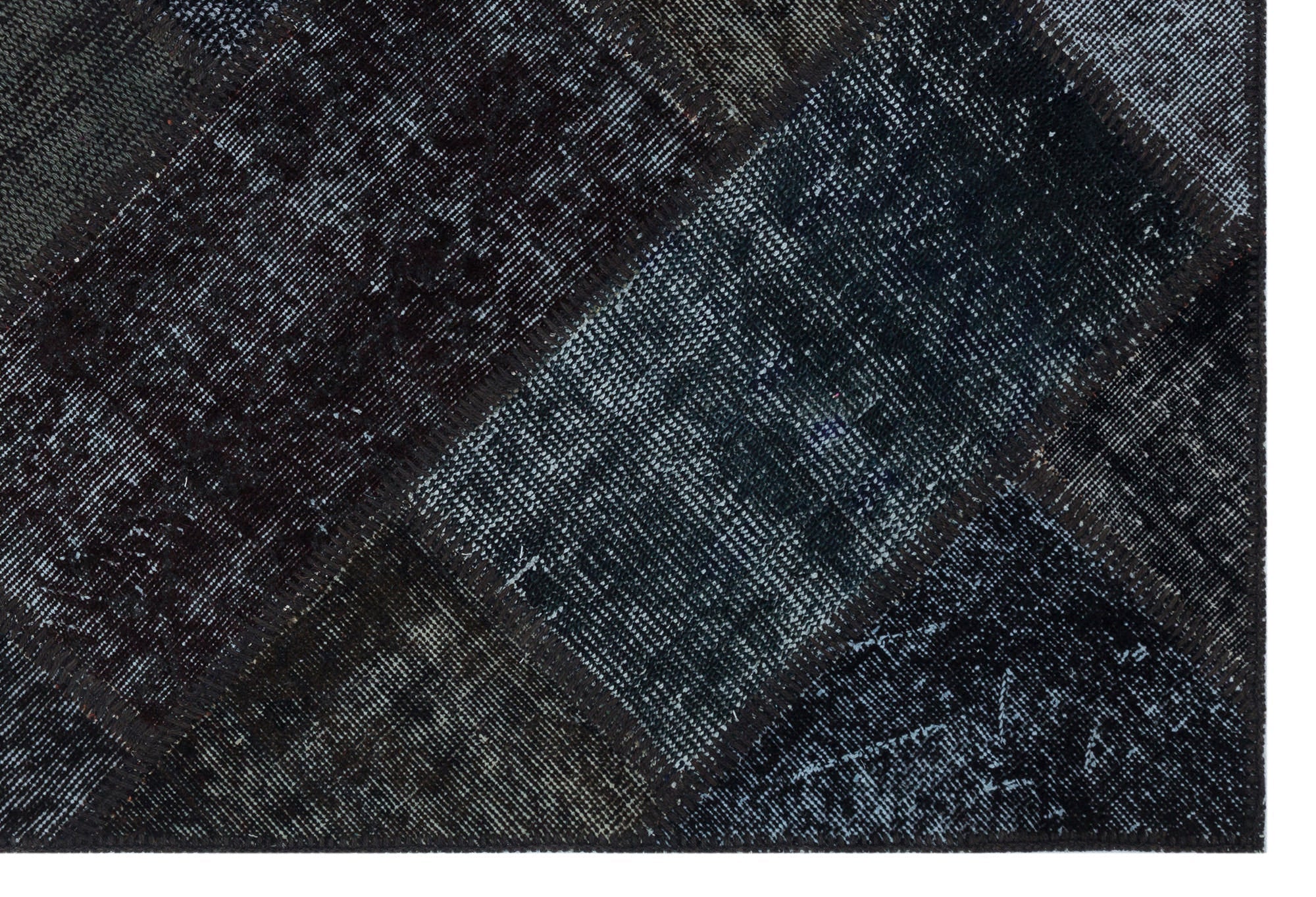 Iskece 31179 Black Patchwork Wool Handmade Area Rug 3'11" x 5'11"