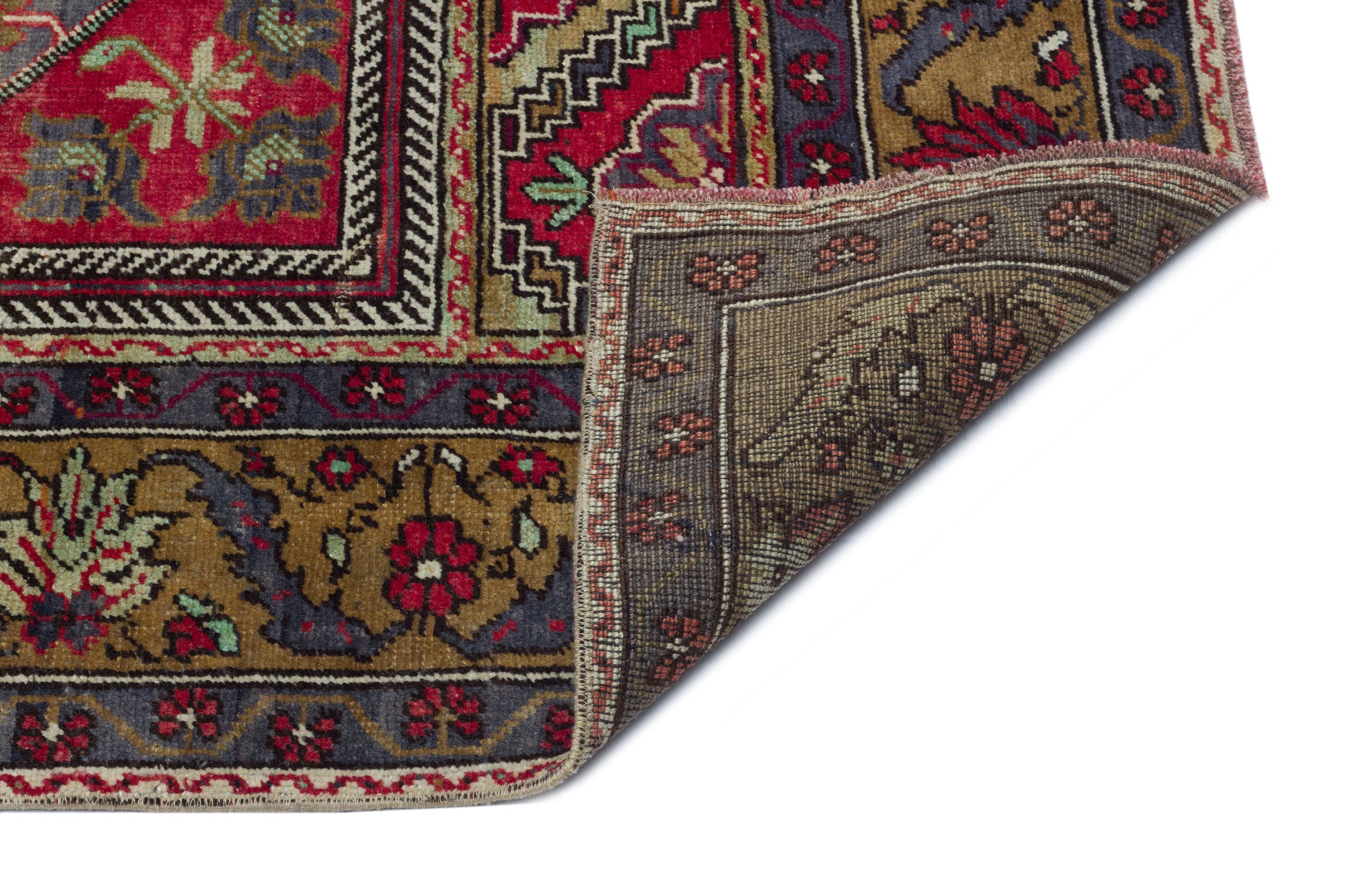 Kavala Red Classic Wool Handmade Area Rug 5'1" x 9'8"