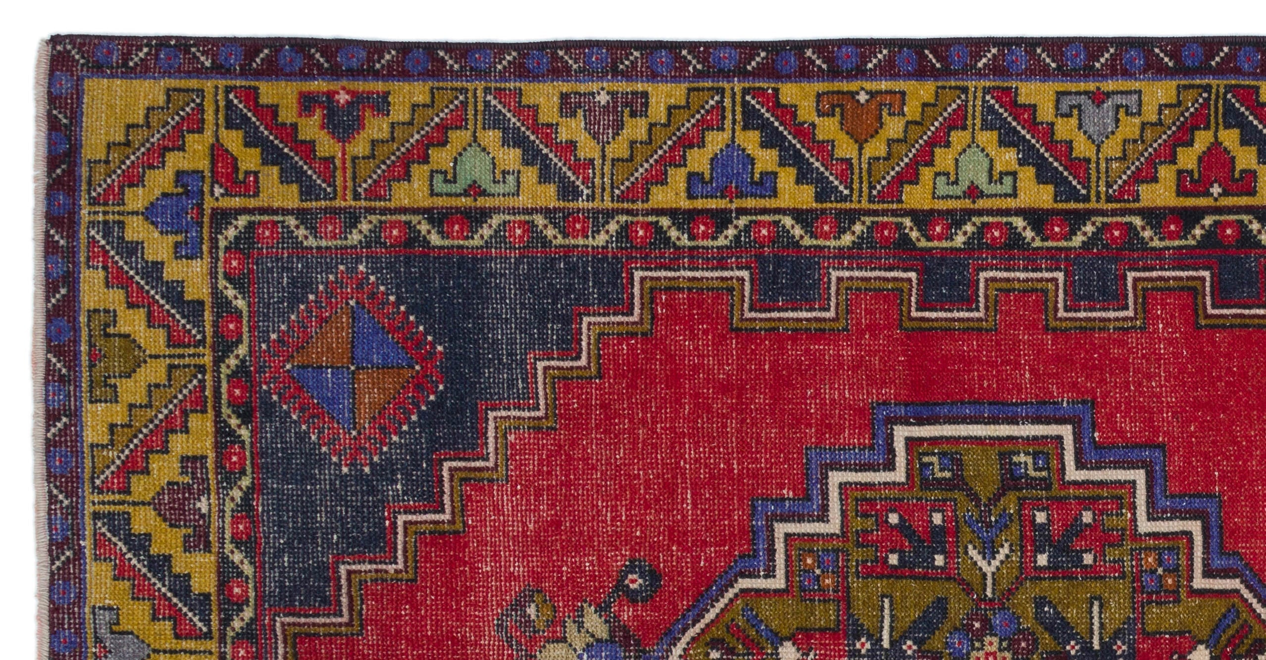 Kavala Red Classic Wool Handmade Area Rug 3'8" x 7'3"