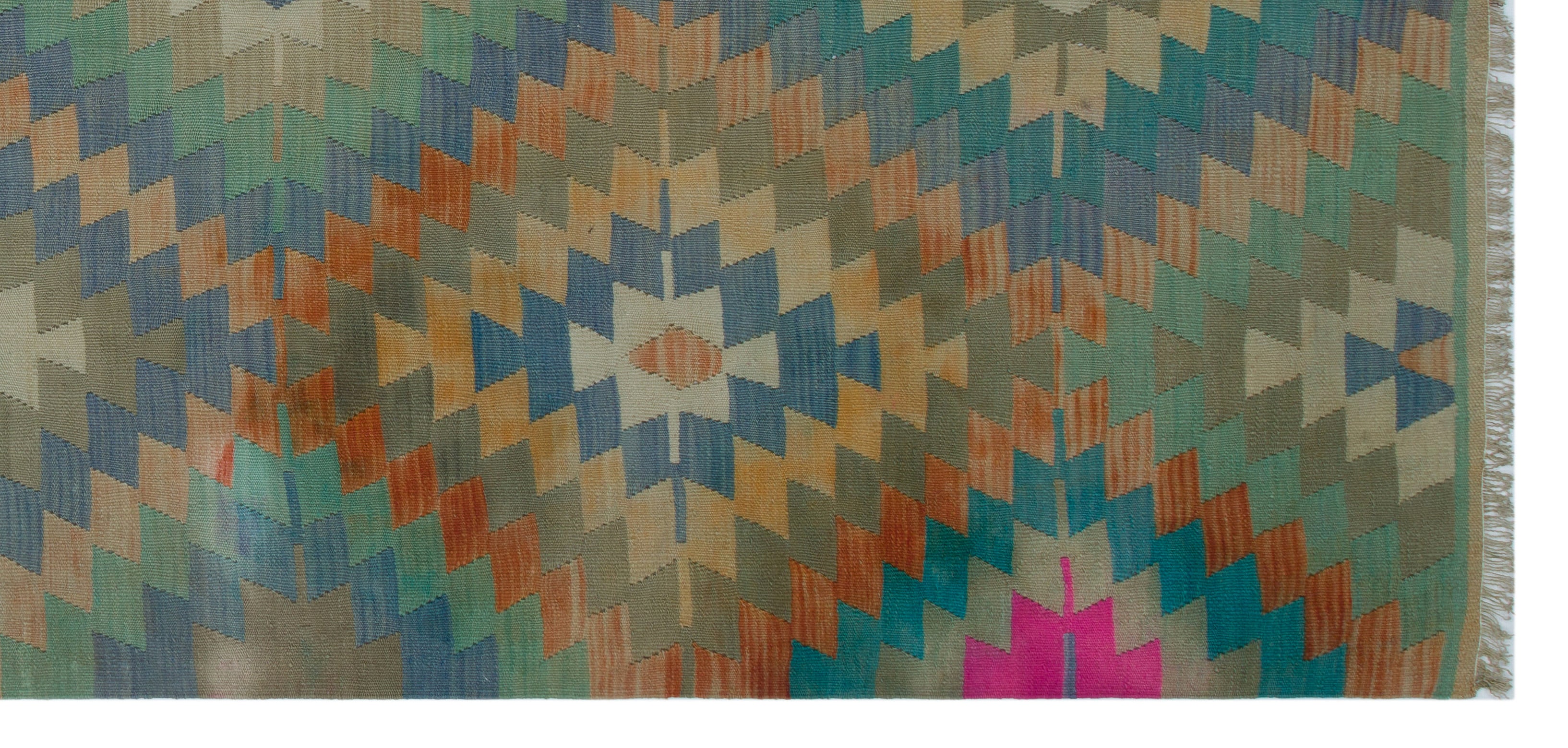 Girit Green Geometric Wool Handmade Area Rug 4'4" x 9'2"