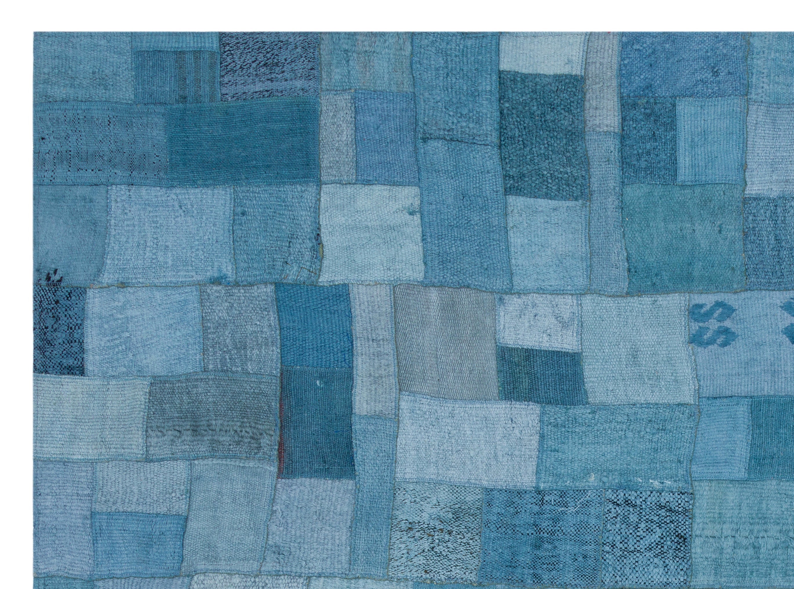 Teselya Turquoise Patchwork Wool Handmade Area Rug 5'3" x 7'3"
