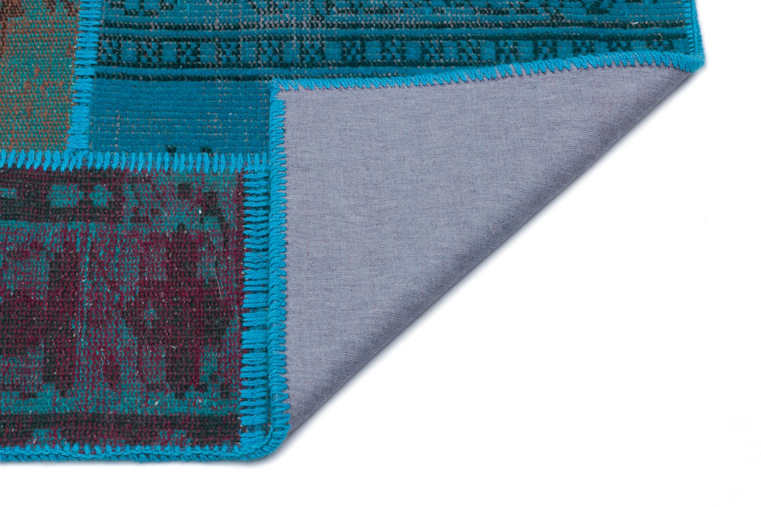 Iskece 33153 Turquoise Patchwork Wool Handmade Area Rug 3'11" x 5'11"