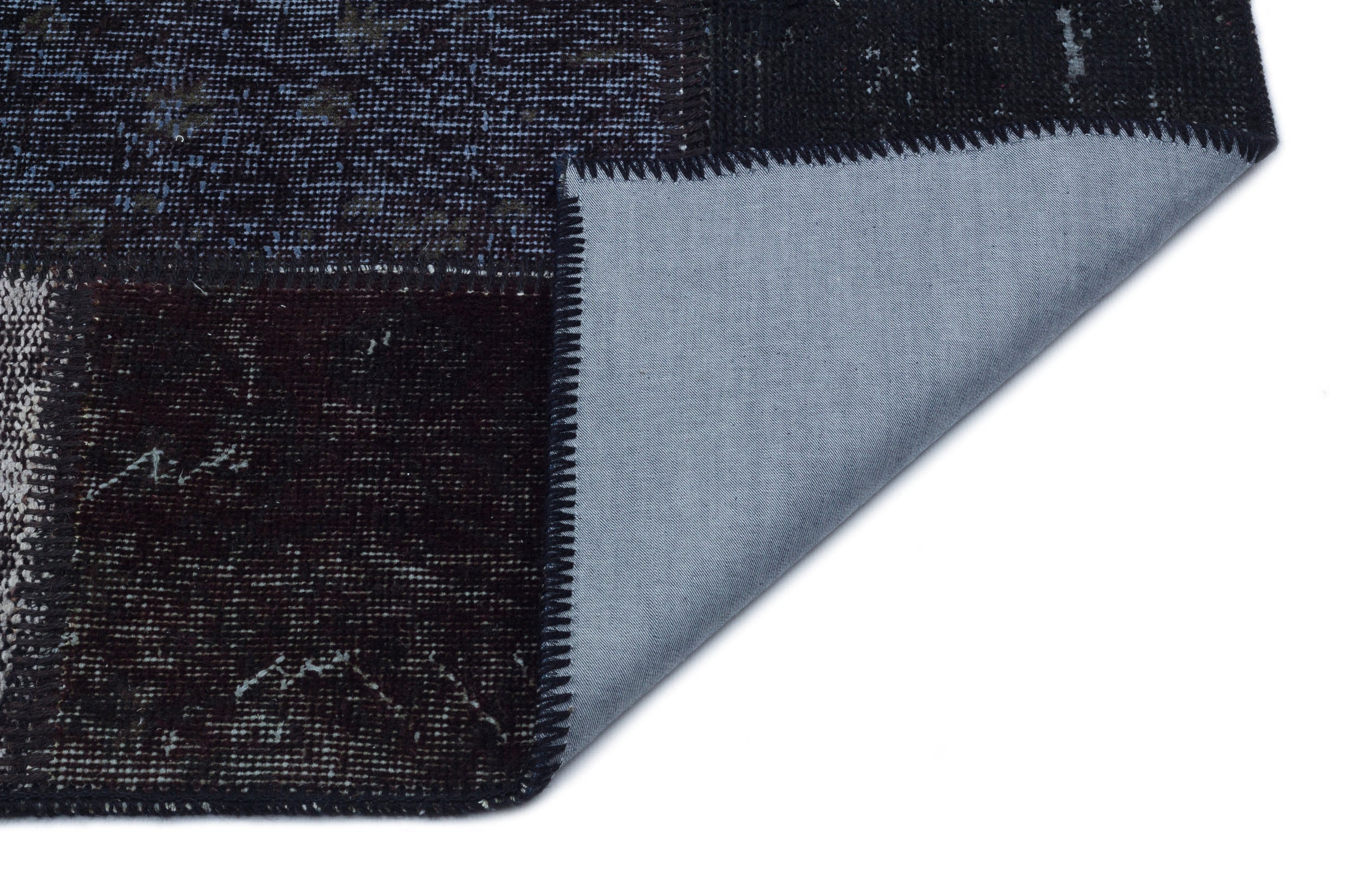 Iskece 33165 Black Patchwork Wool Handmade Area Rug 3'11" x 5'11"