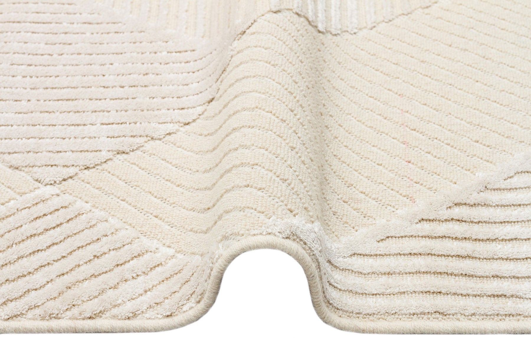 Geometric Wool Area Rug – Machine Made Rug with High Low Texture & Natural Fiber