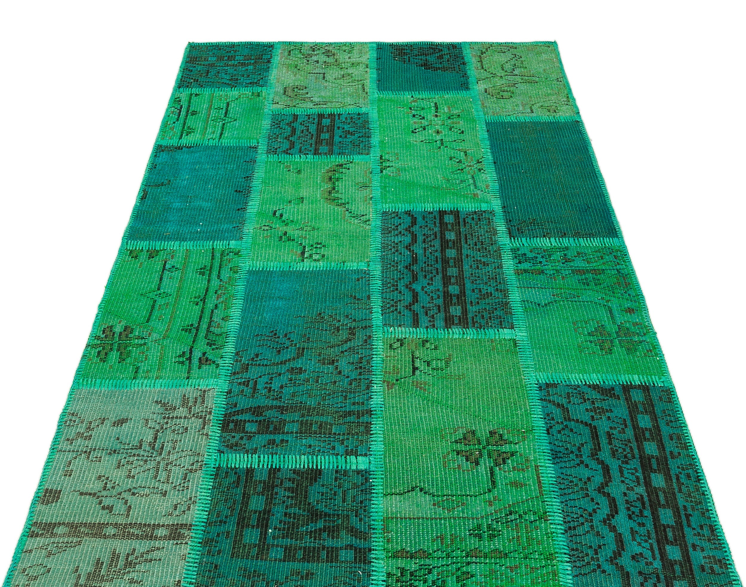 Iskece Green Vintage Wool Handmade Area Rug 4'0" x 5'11"