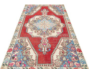 Kavala Red Classic Wool Handmade Area Rug 4'4" x 7'3"